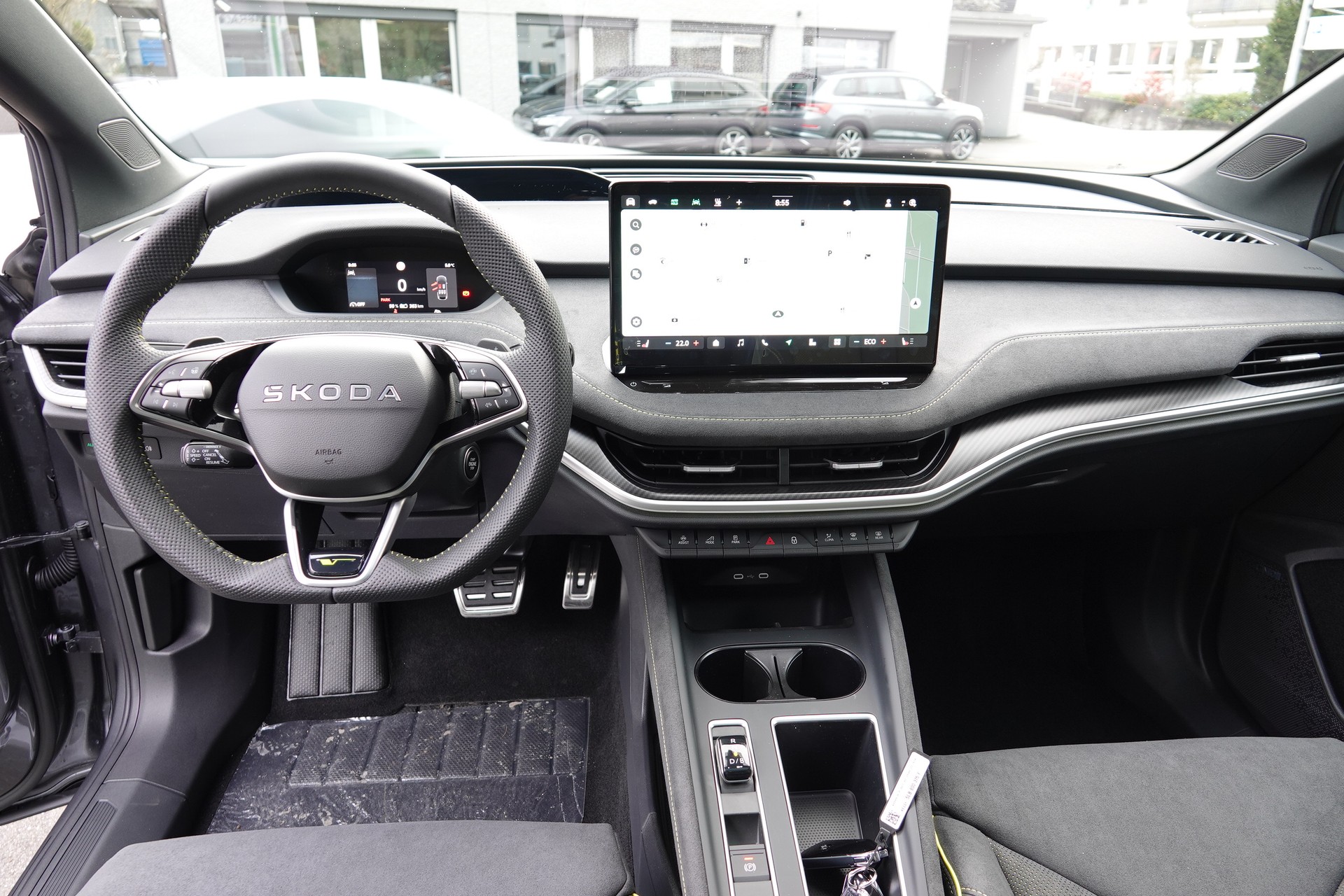 SKODA Enyaq 85x 4x4 RS RS-image-10
