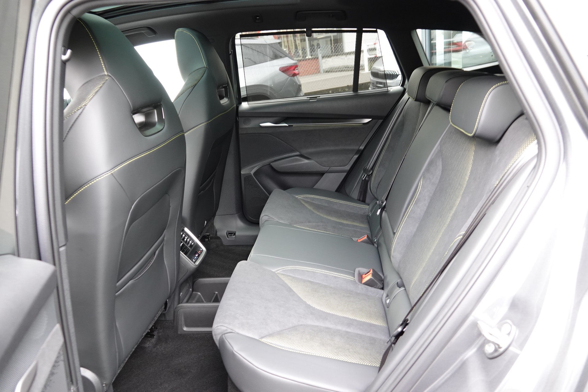 SKODA Enyaq 85x 4x4 RS RS-image-13