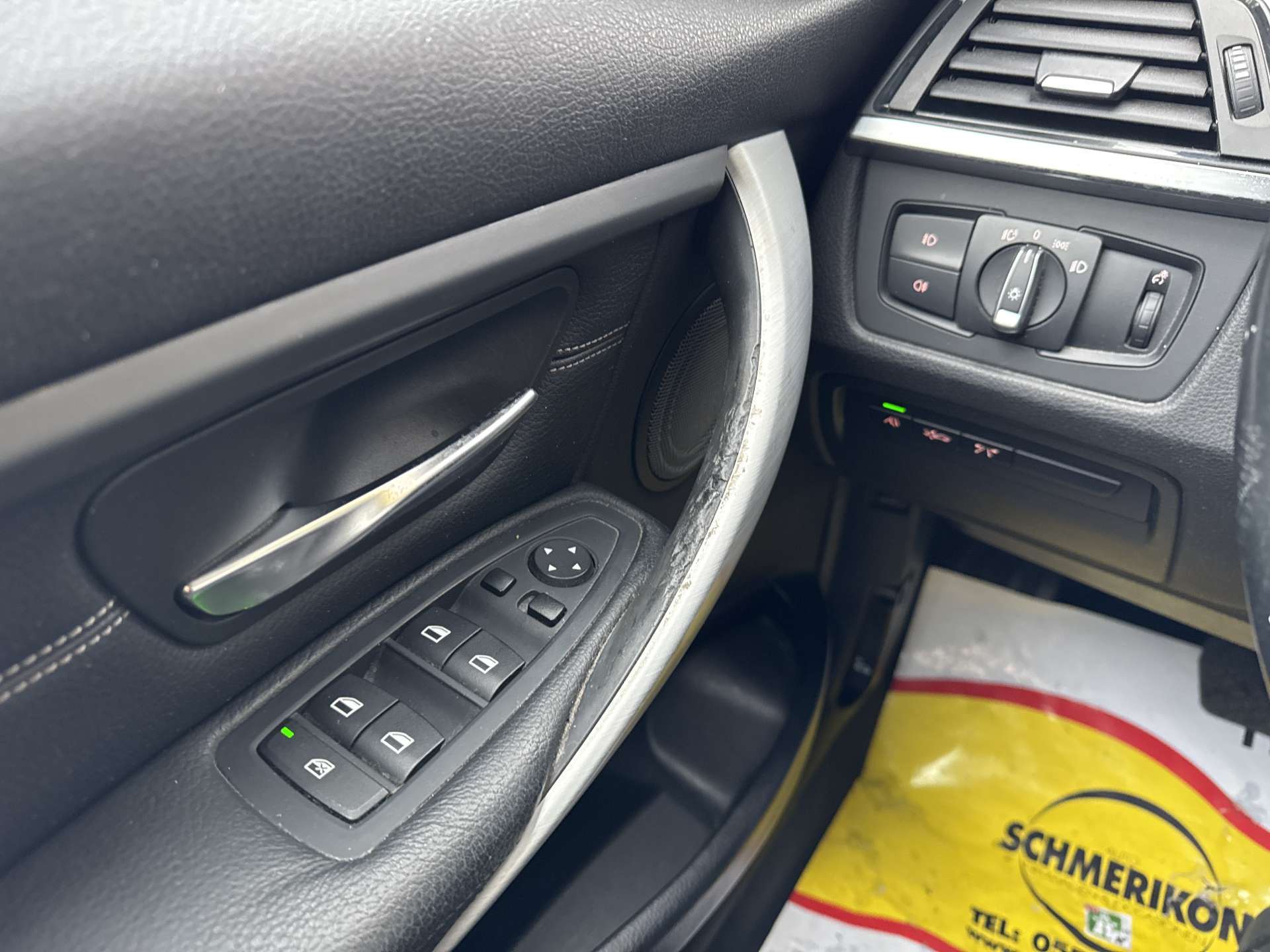 BMW 330d xDrive Touring Modern Line 258PS Steptronic-Automat-image-15