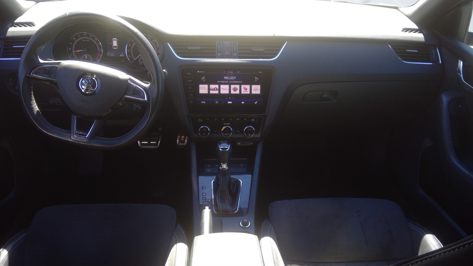 SKODA Octavia Combi 2.0 TDI RS 4x4 DSG-image-3