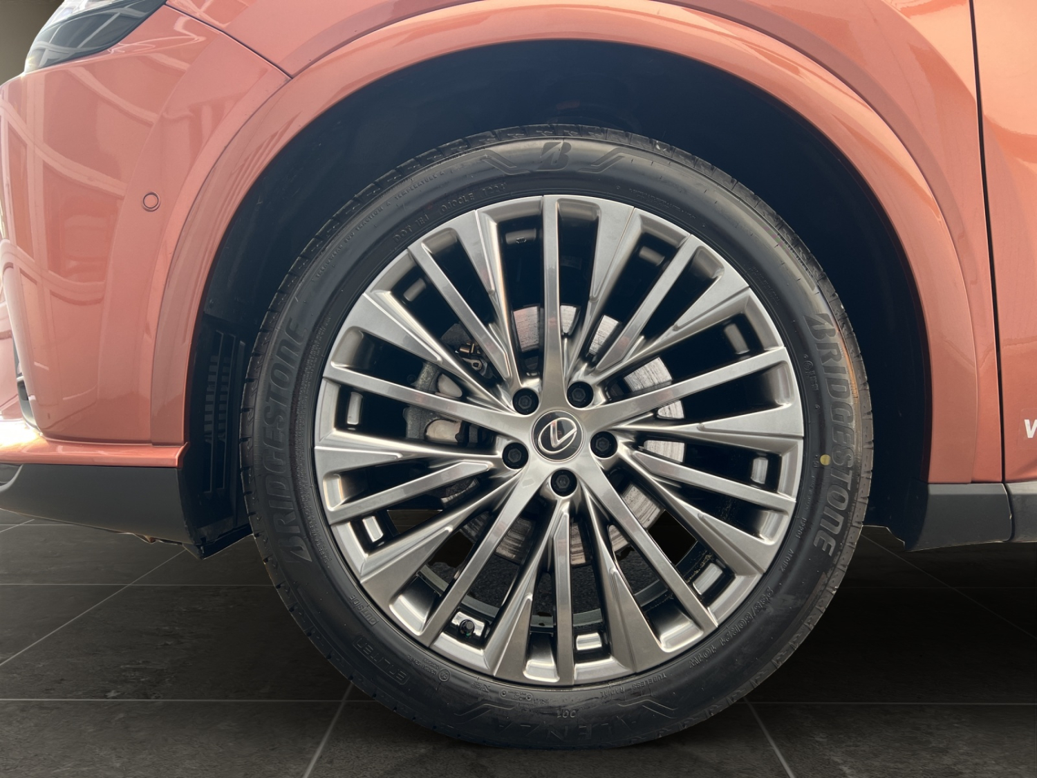 LEXUS RX 350h F-Line-image-18