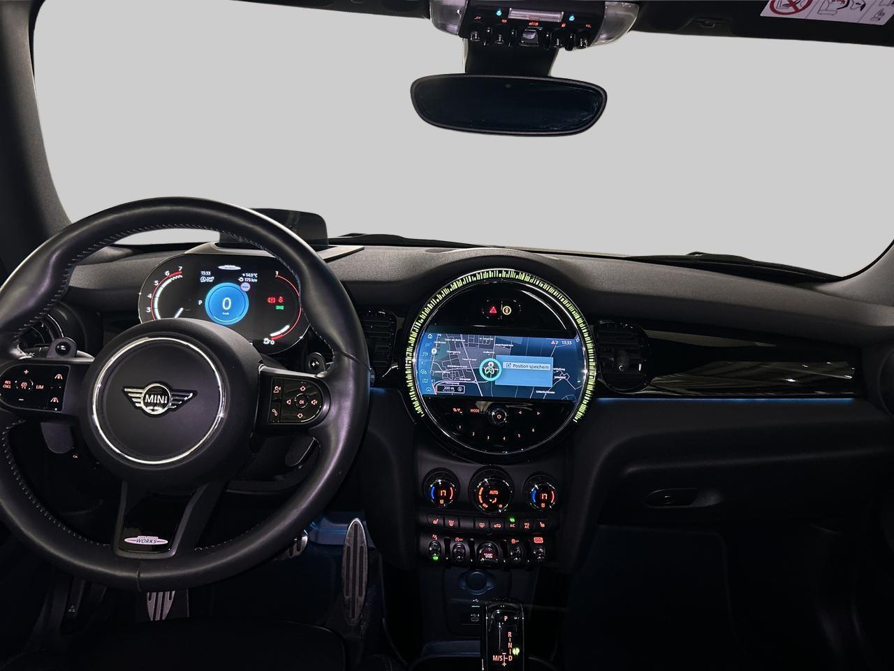 MINI Cabrio 2.0i John Cooper Works-image-17