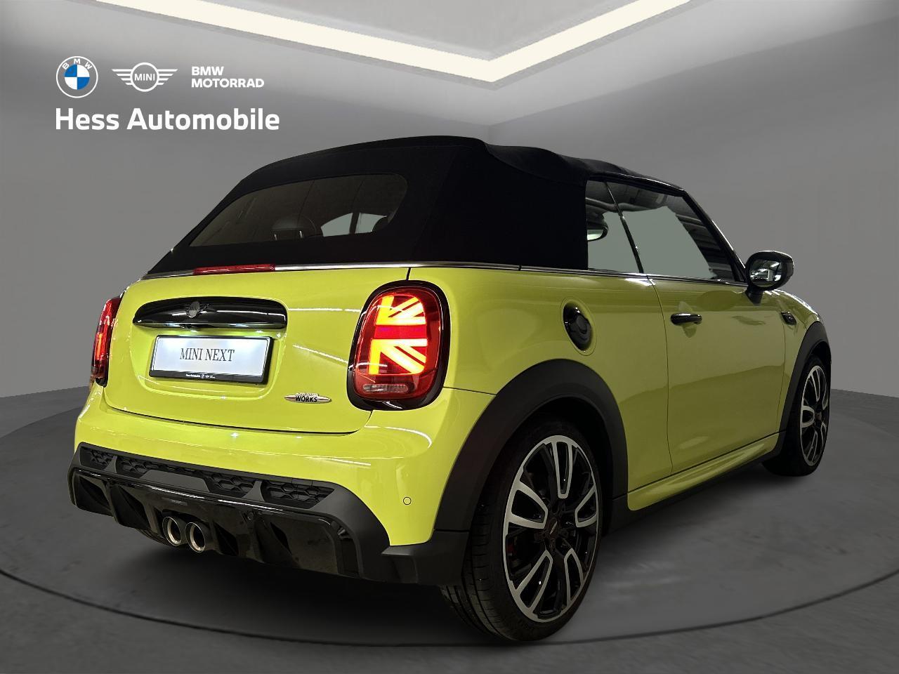 MINI Cabrio 2.0i John Cooper Works-image-2