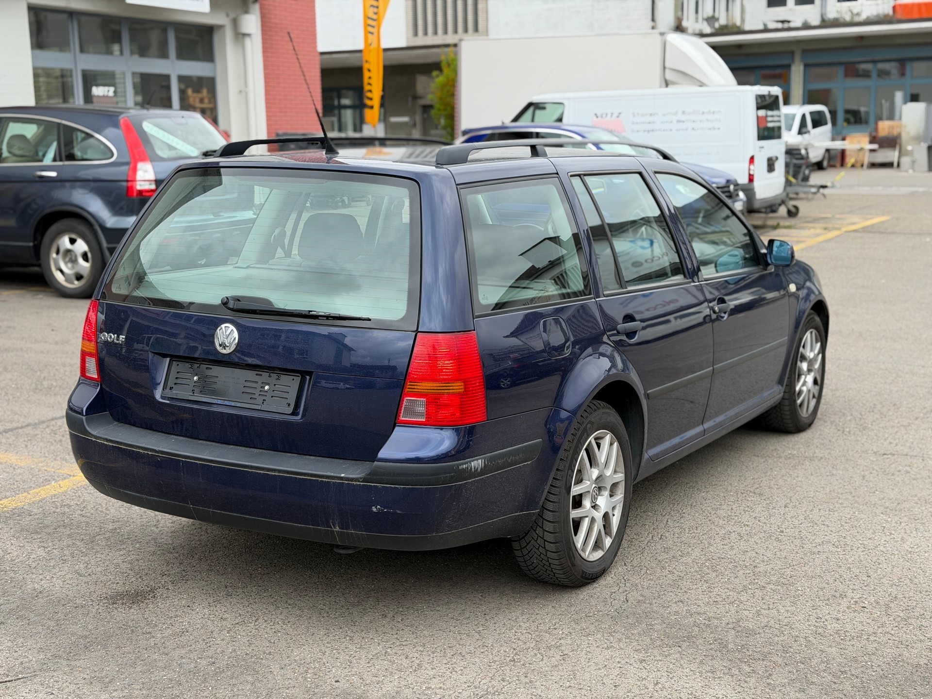 VW Golf Variant 1.6 Comfortline-image-2