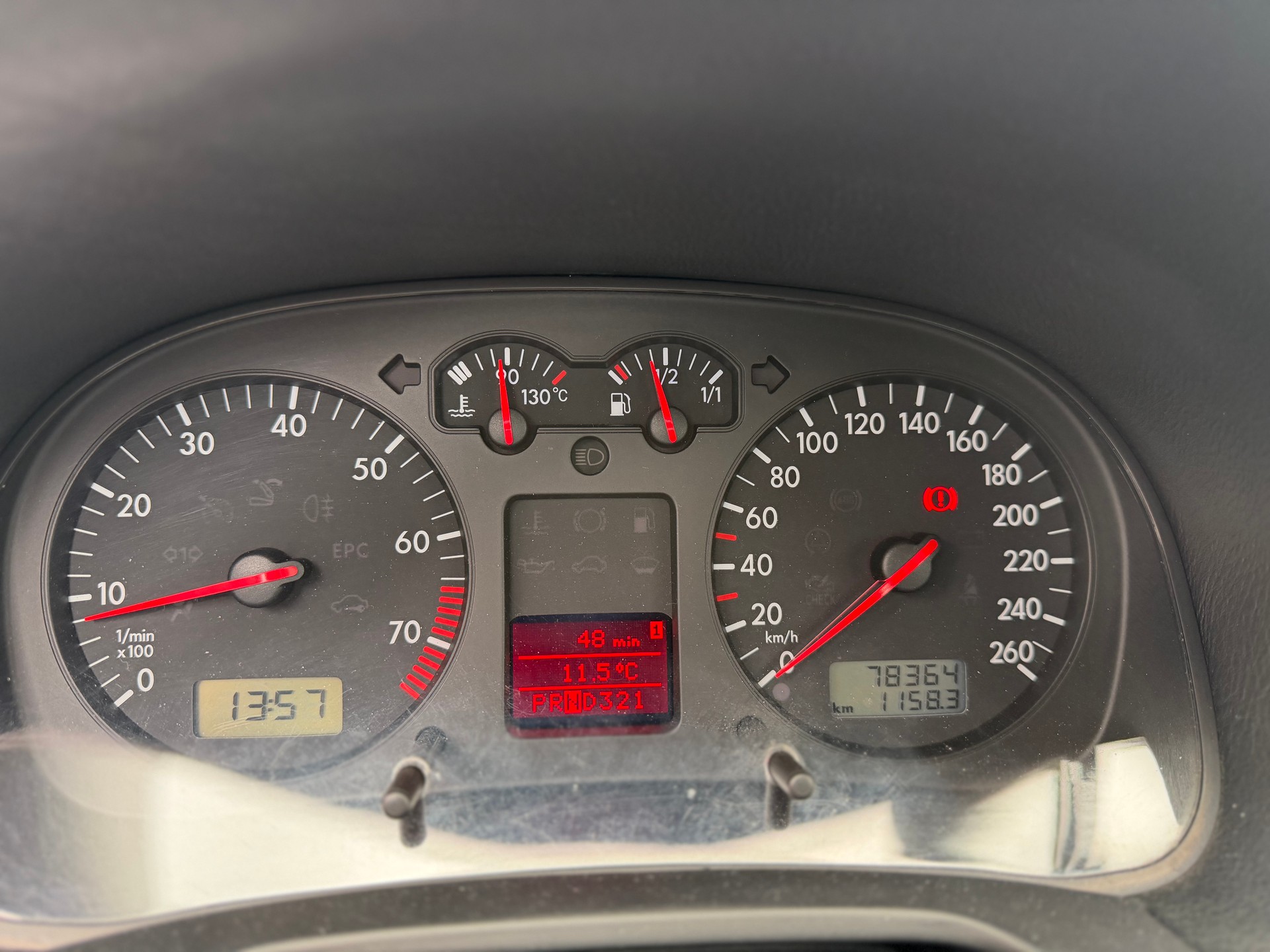 VW Golf Variant 1.6 Comfortline-image-5