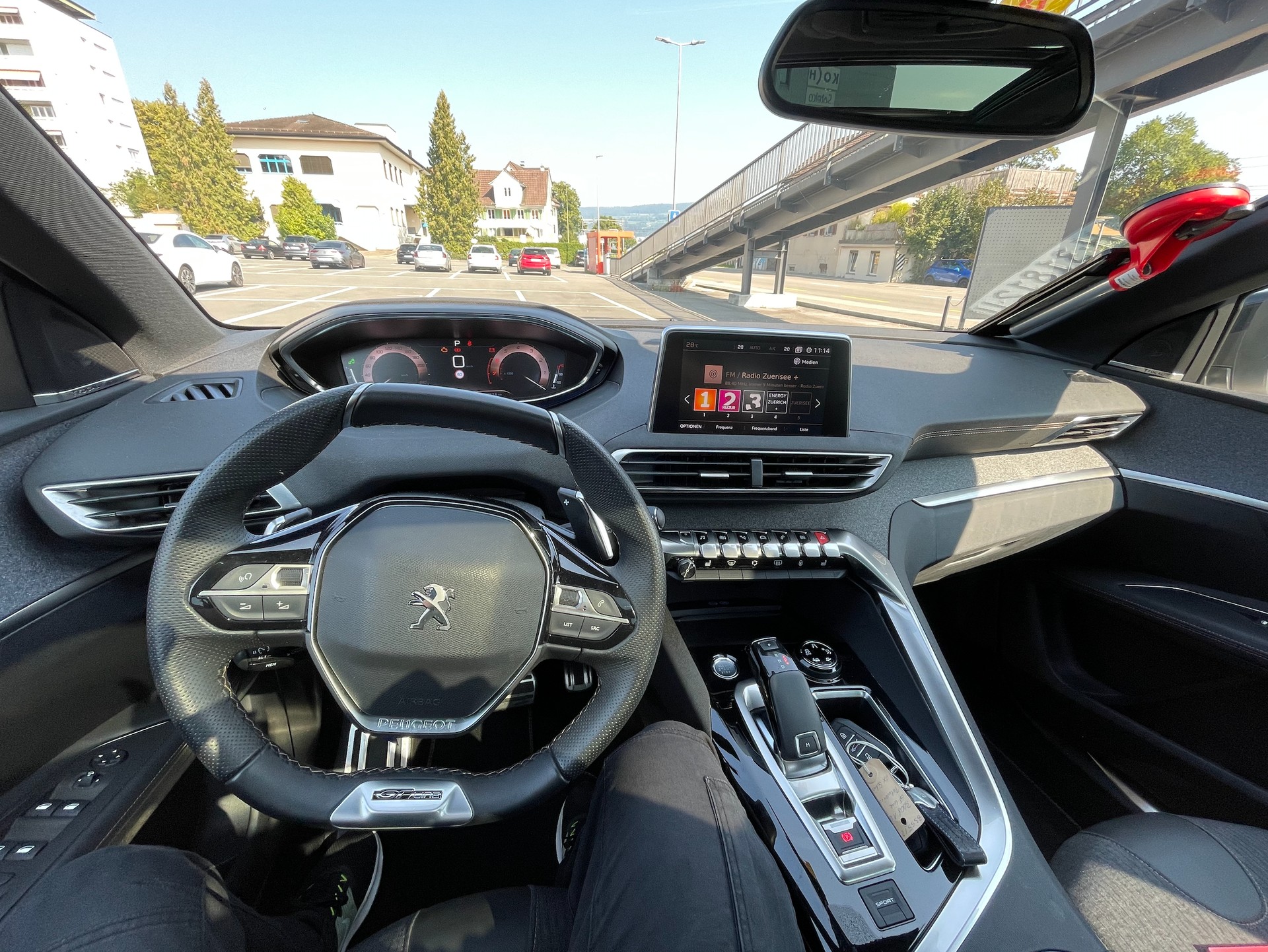 PEUGEOT 3008 1.6 GT Line (180 PS) - Top Zustand-image-1