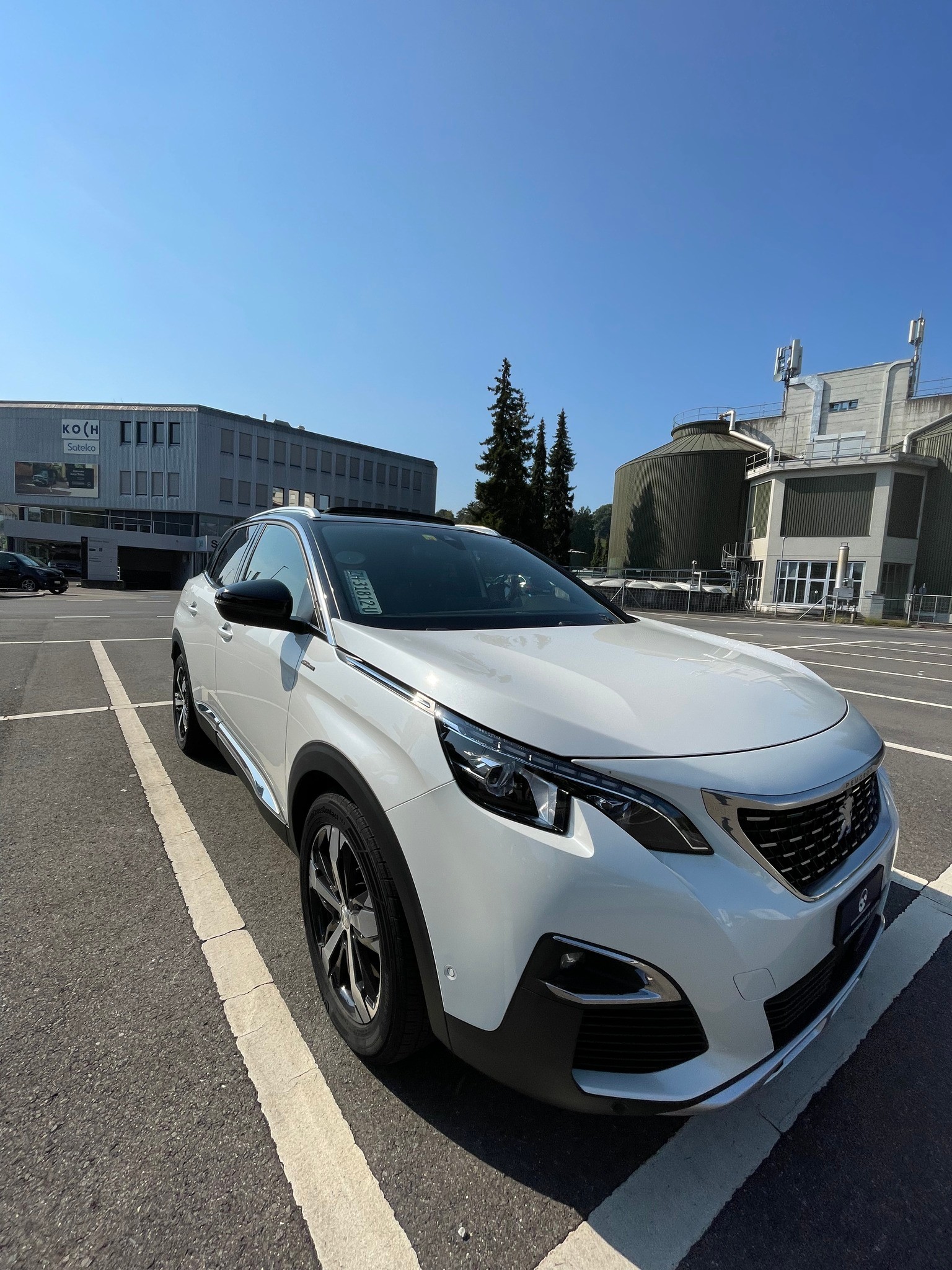 PEUGEOT 3008 1.6 GT Line (180 PS) - Top Zustand-image-0