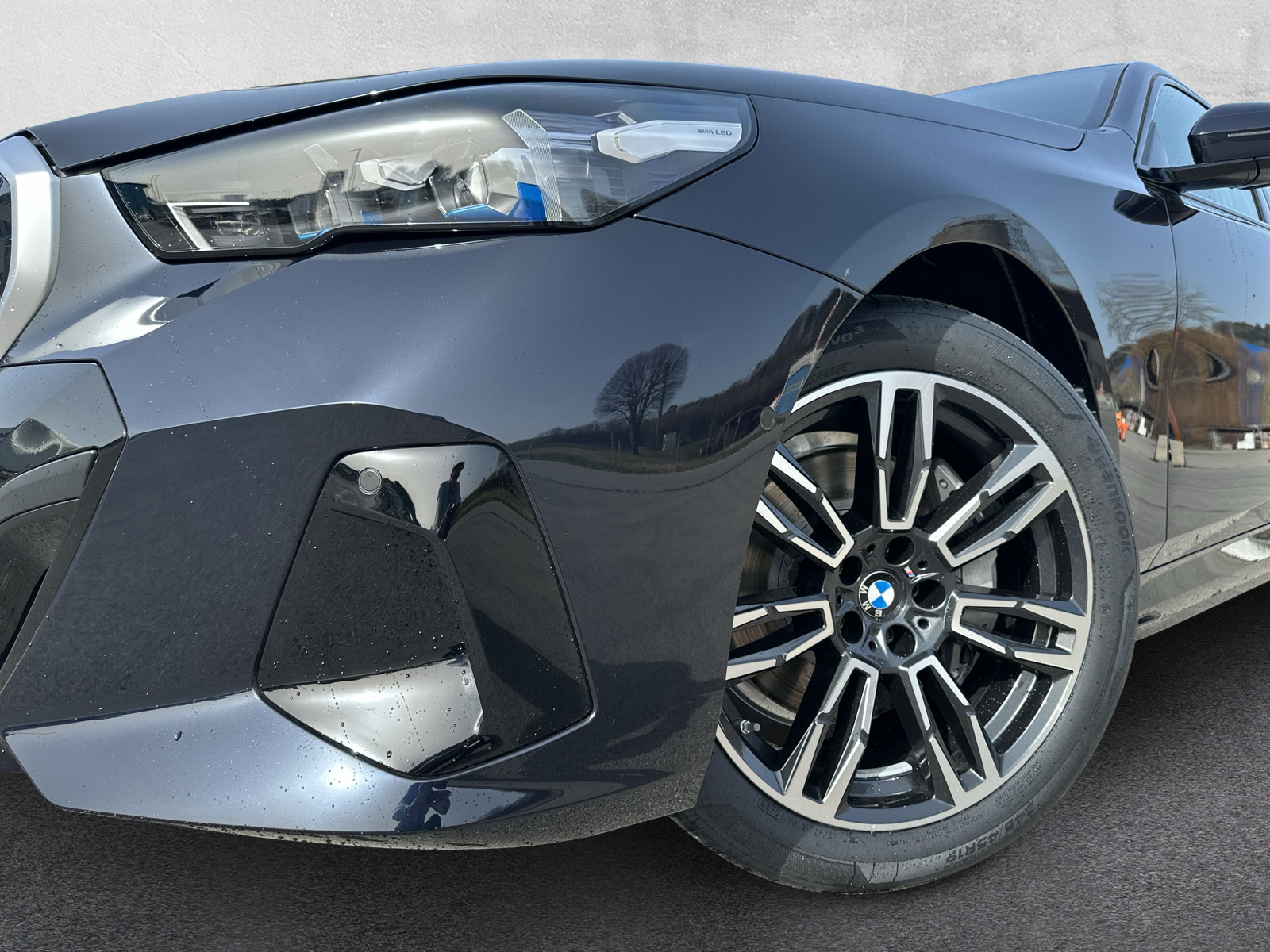 BMW i5 xDrive40 M Sport-image-7