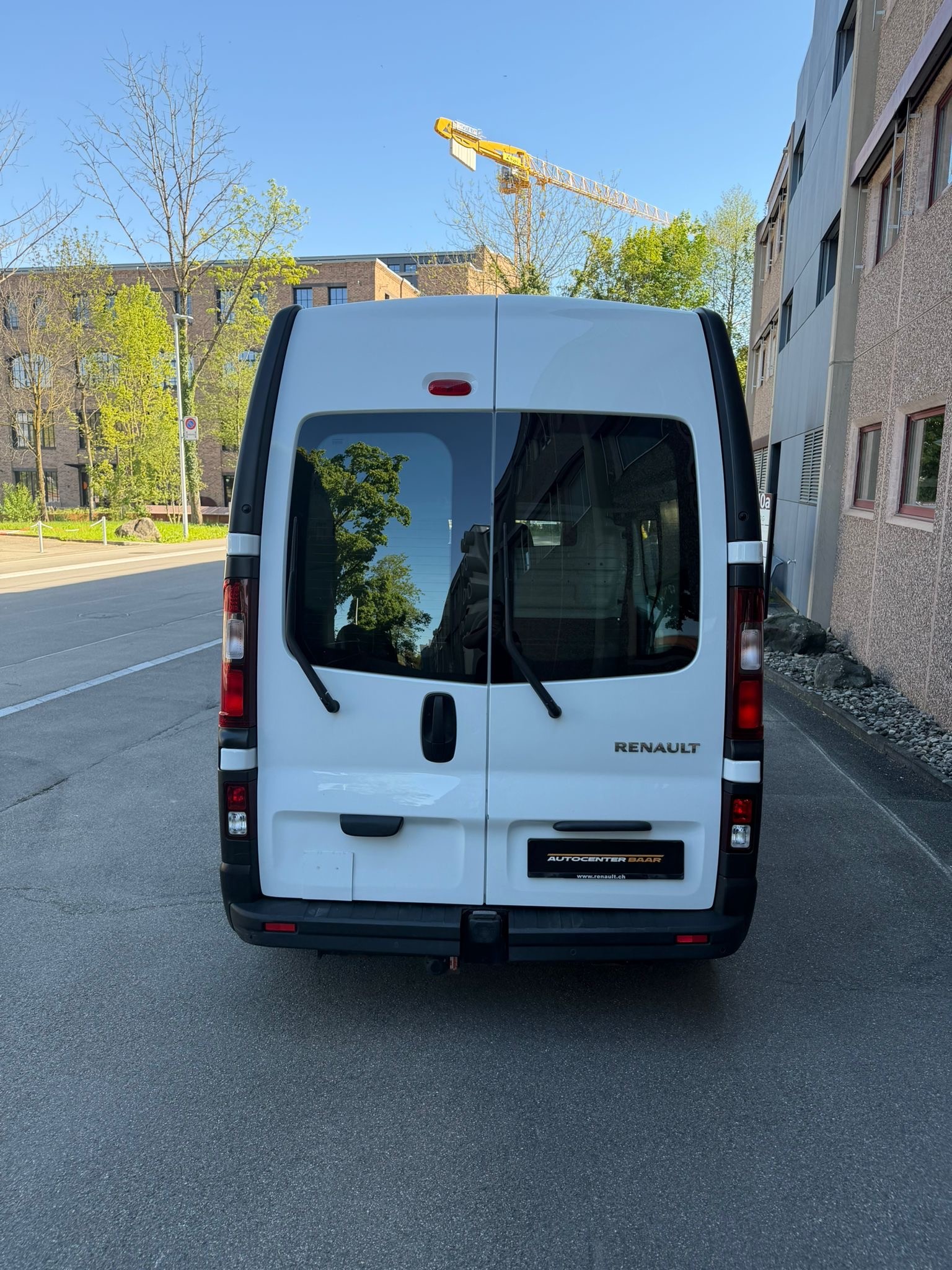 RENAULT Trafic 2.0 ENERGY dCi145 3.0t Business L2H2-image-5