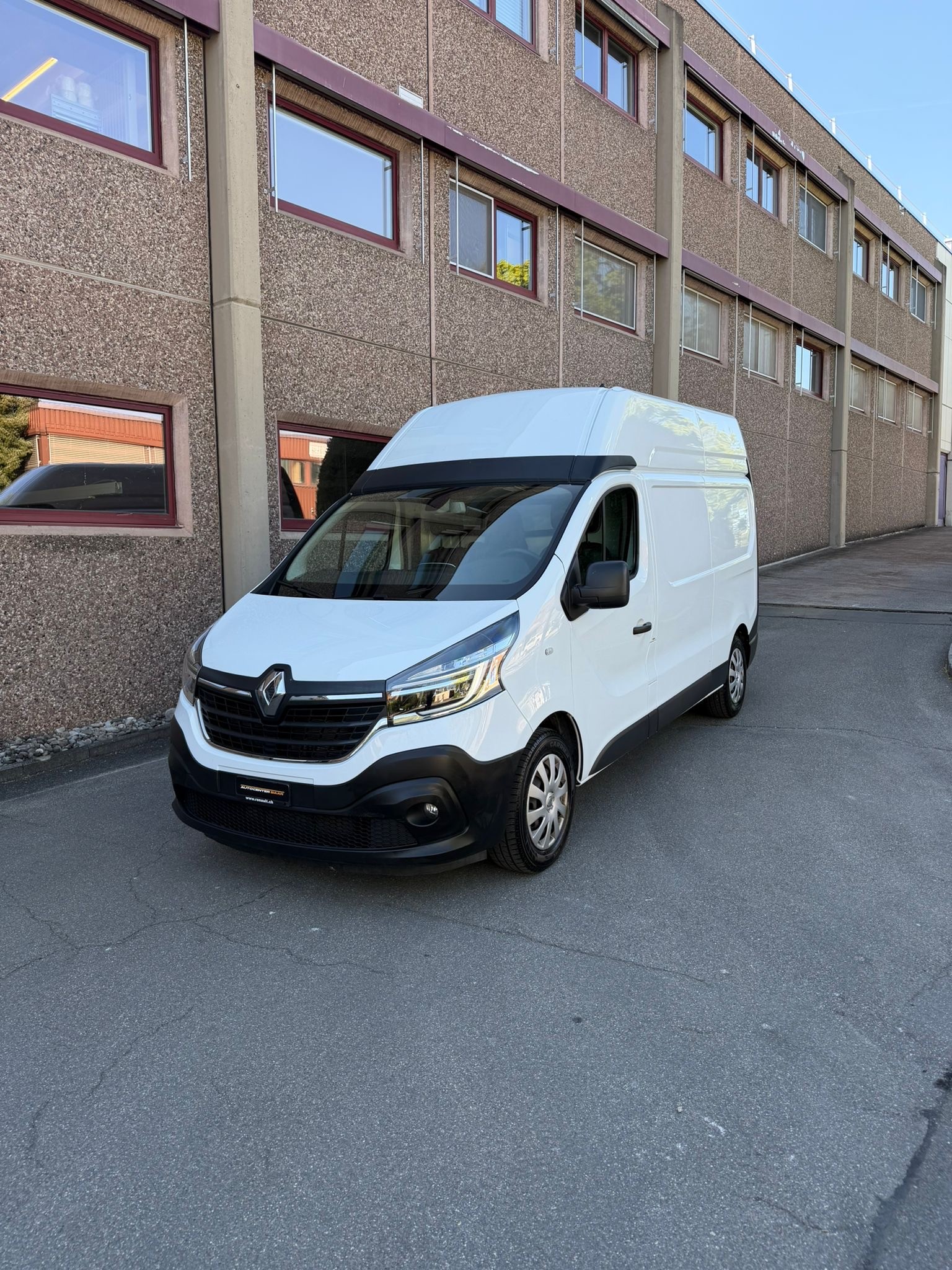 RENAULT Trafic 2.0 ENERGY dCi145 3.0t Business L2H2