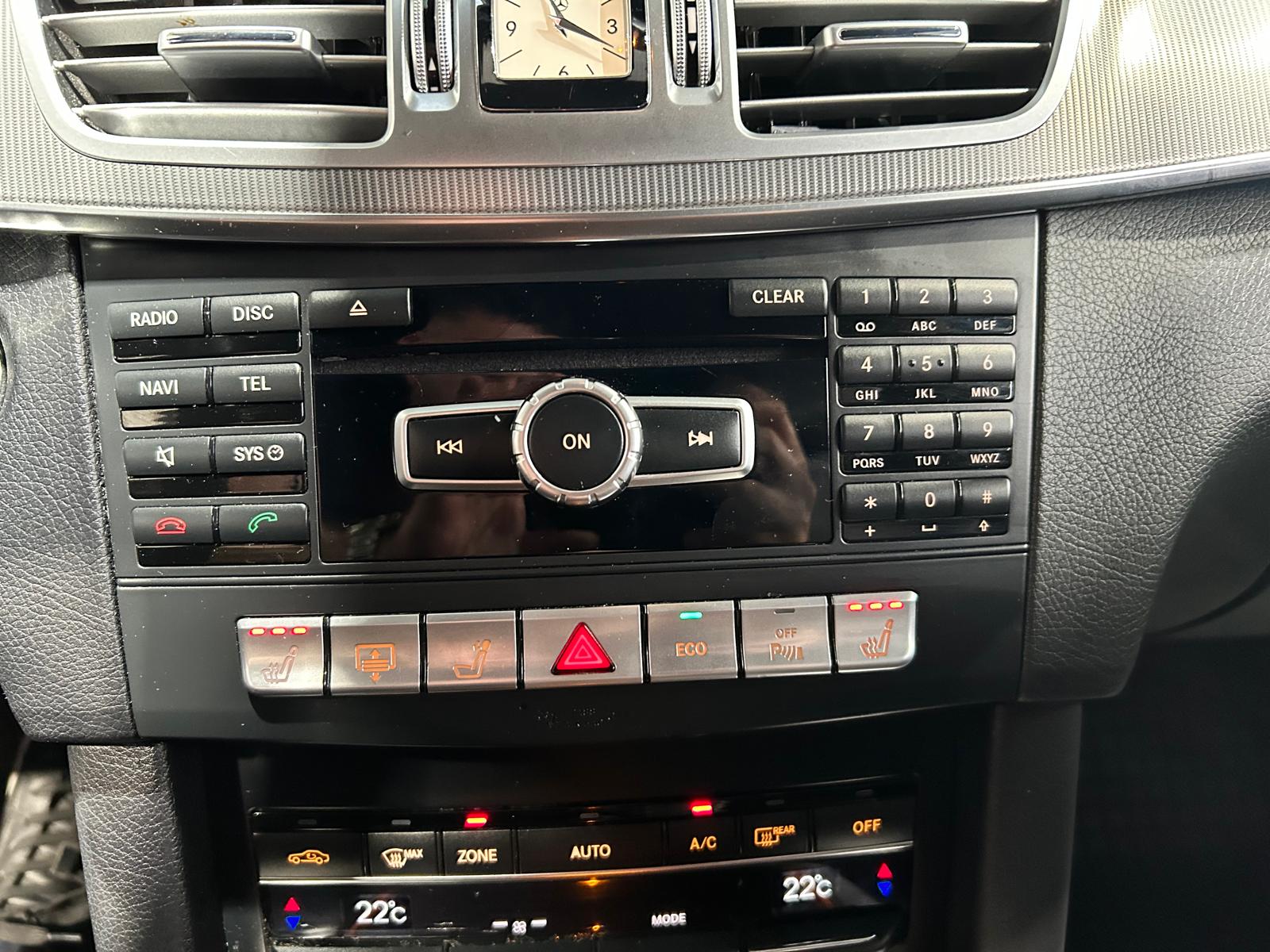 MERCEDES-BENZ E 250 CDI Avantgarde-image-17