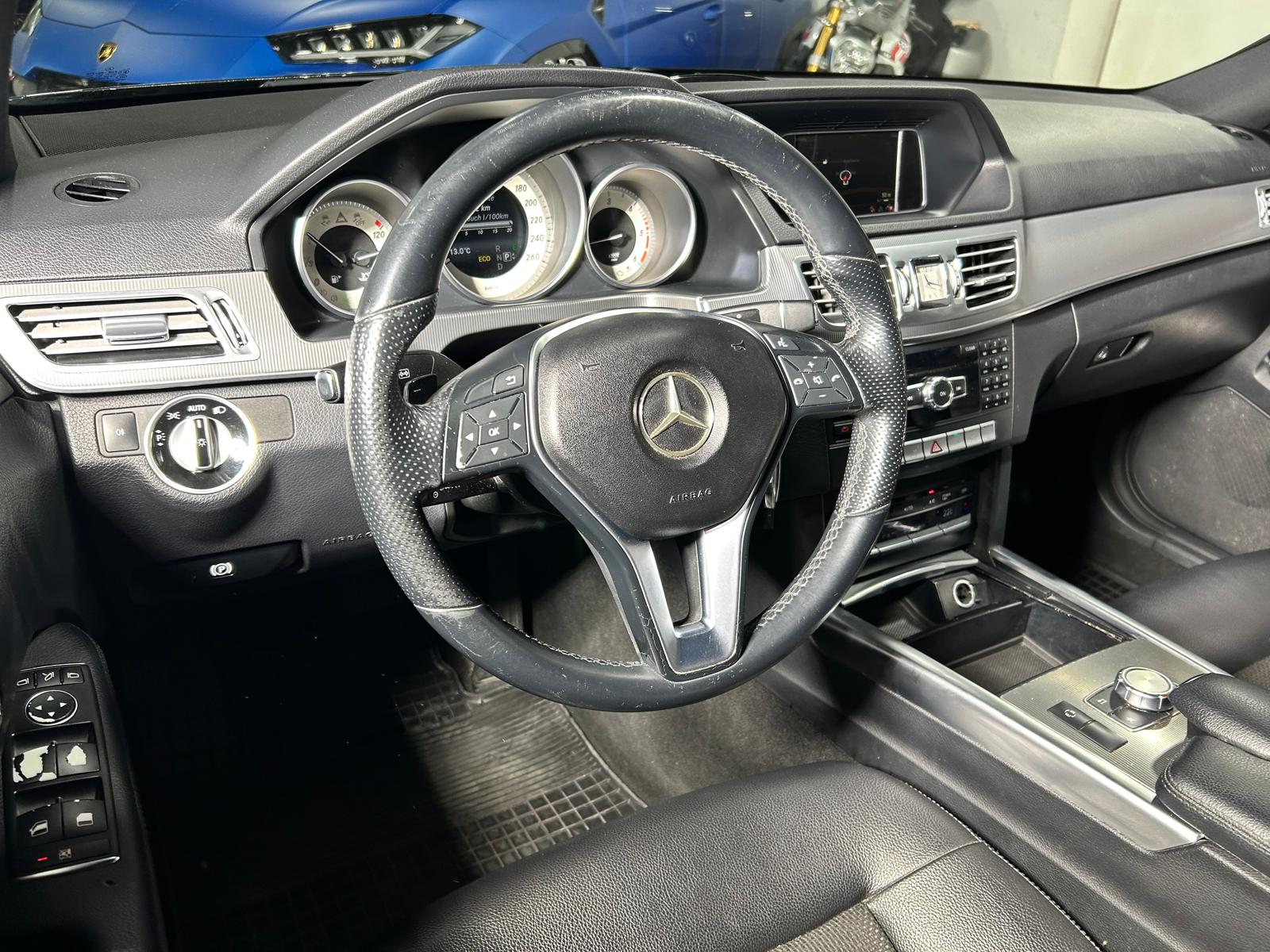 MERCEDES-BENZ E 250 CDI Avantgarde-image-12