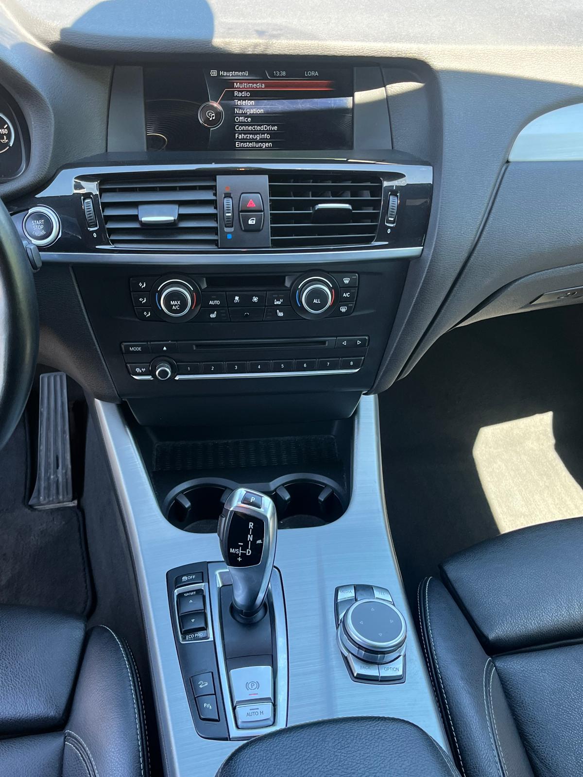 BMW X3 xDrive 20d Steptronic-image-14