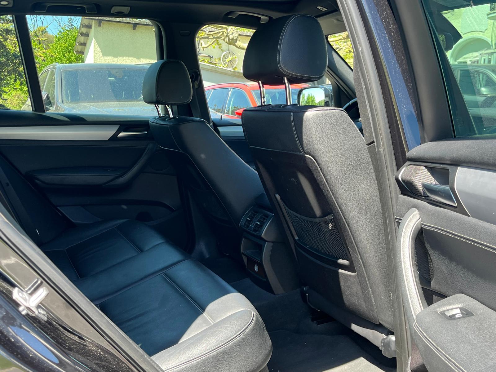 BMW X3 xDrive 20d Steptronic-image-16