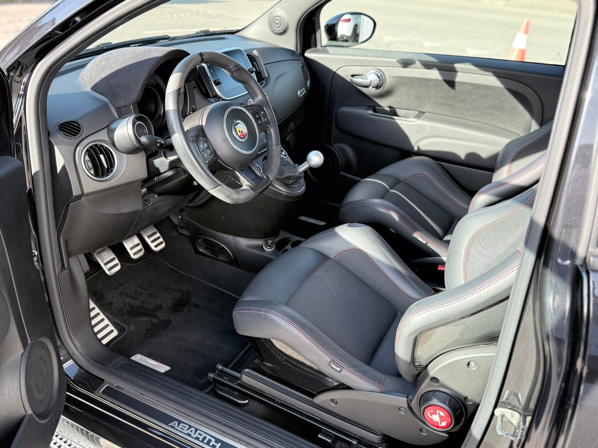 FIAT 595C 1.4 16V Turbo Abarth Esseesse-image-12