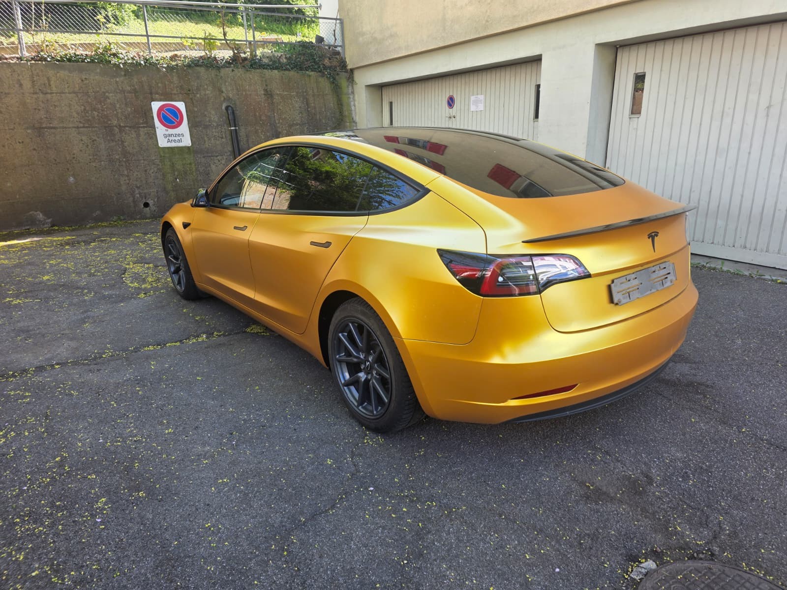 TESLA Model 3 Long Range Dual Motor AWD-image-11