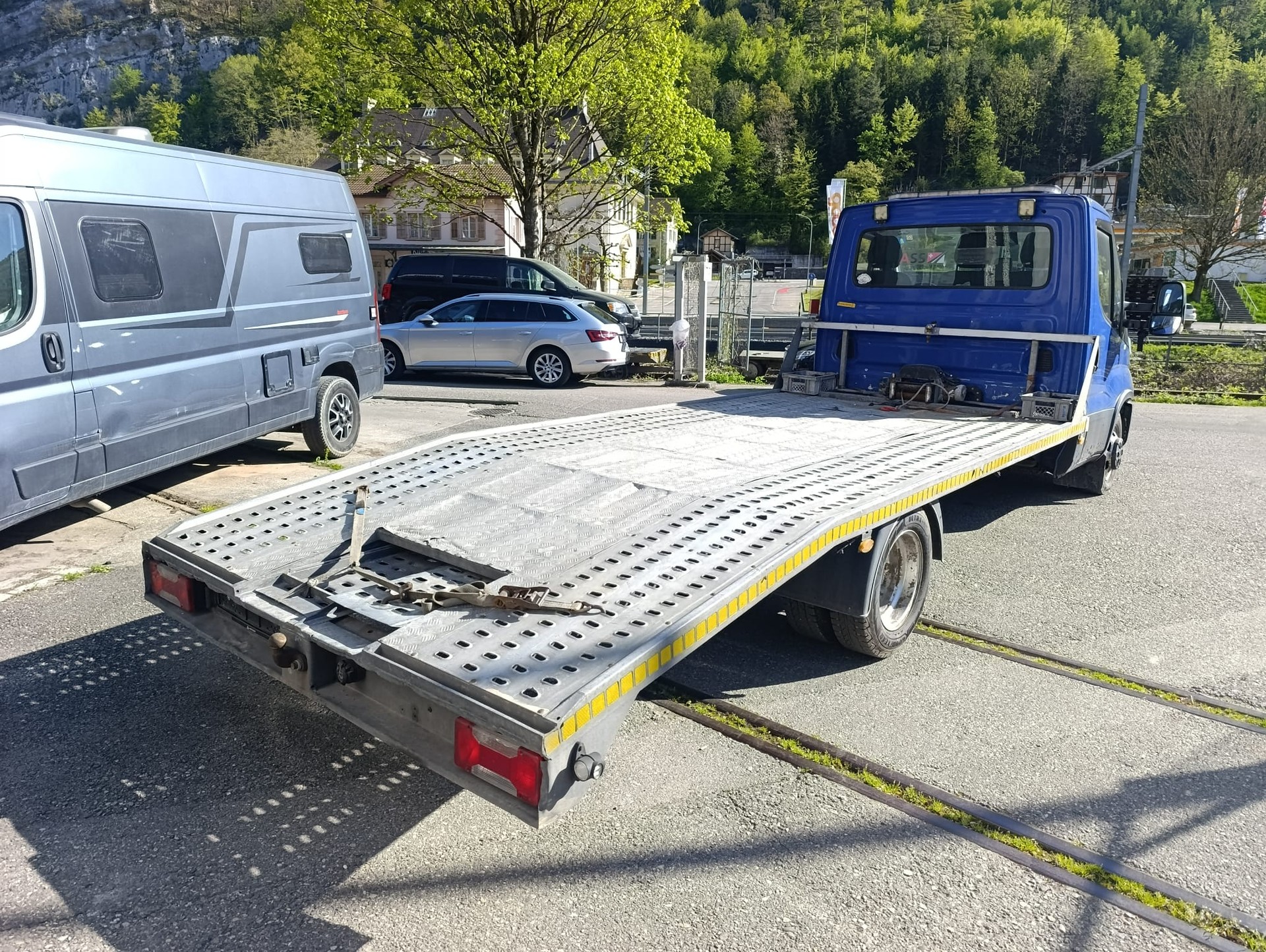 IVECO 35 C 18 A8-image-2
