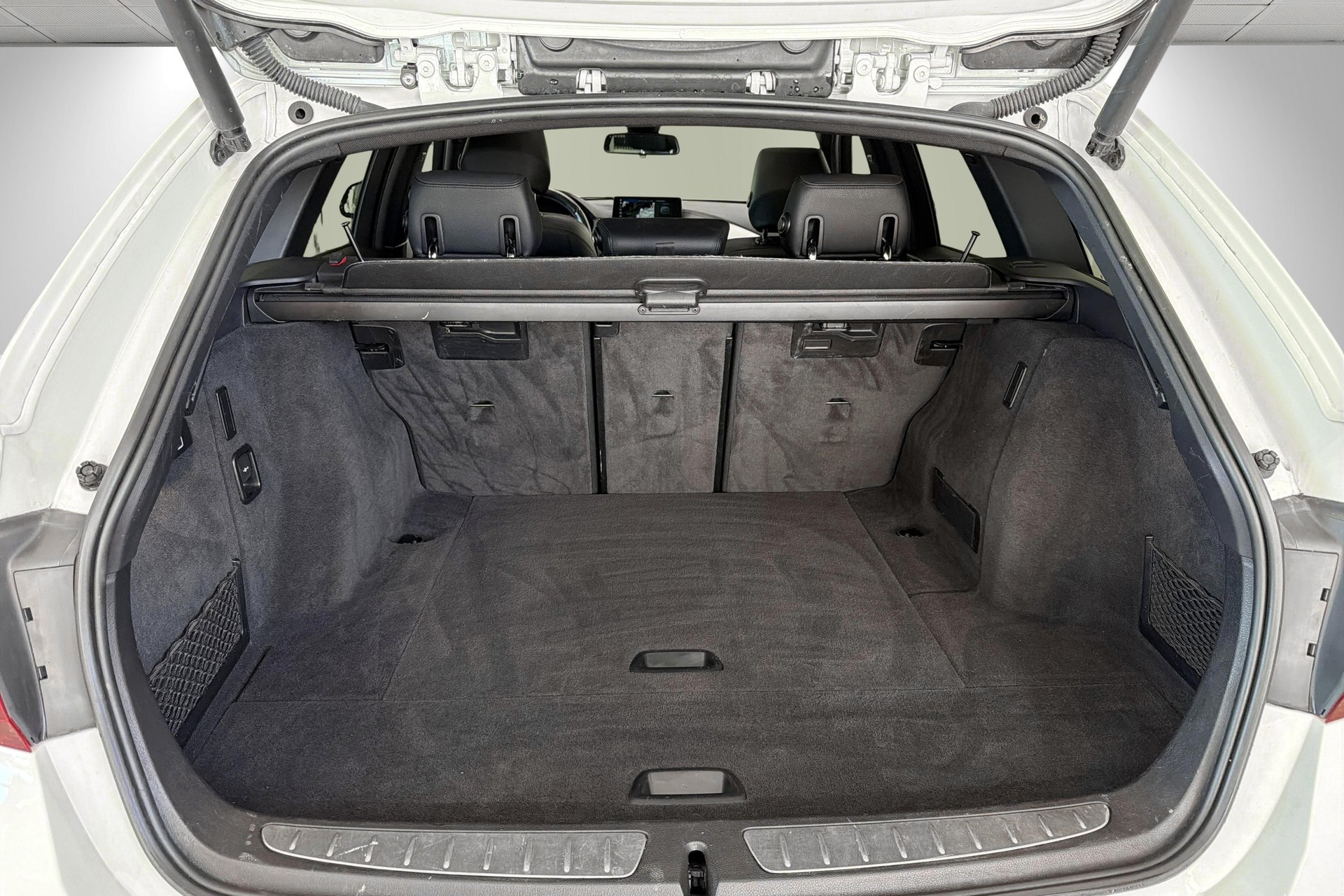 BMW 340i xDrive Touring Edition M Sport Steptronic-image-17