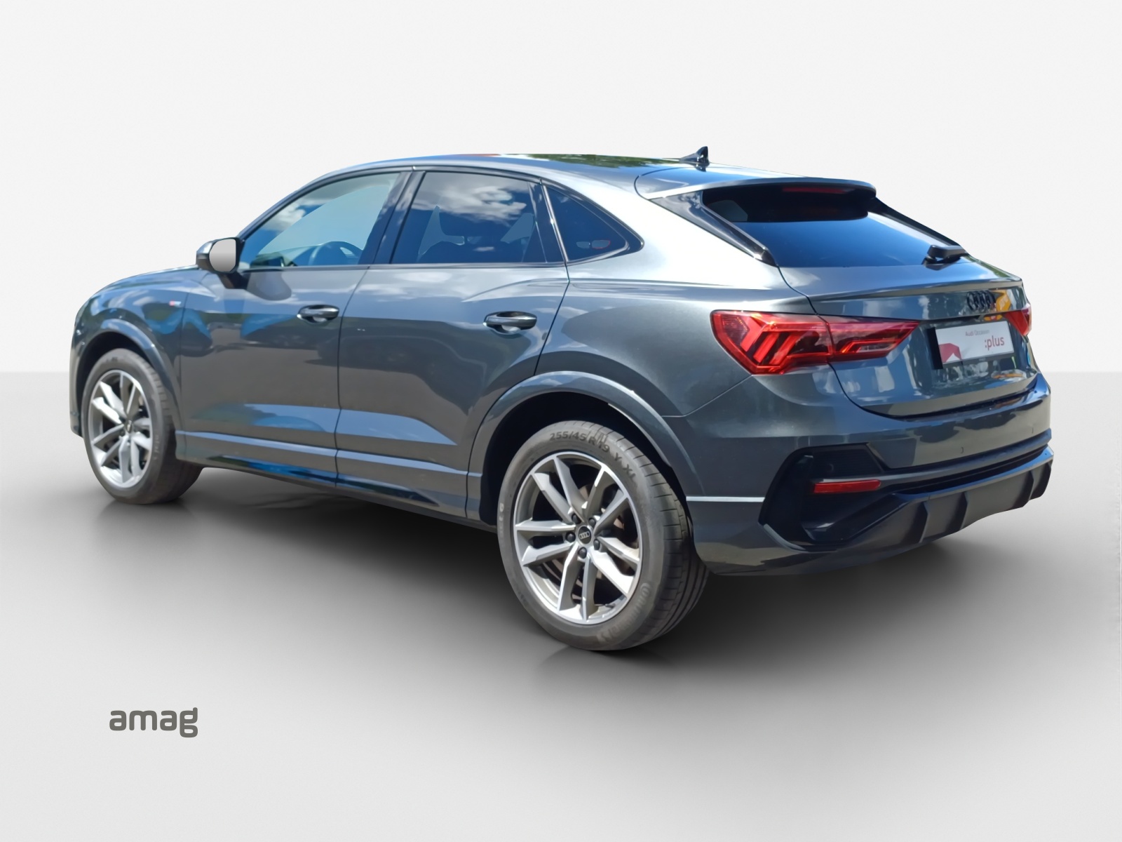 AUDI Q3 Sportback 35 TFSI S line Attraction S-tronic-image-2