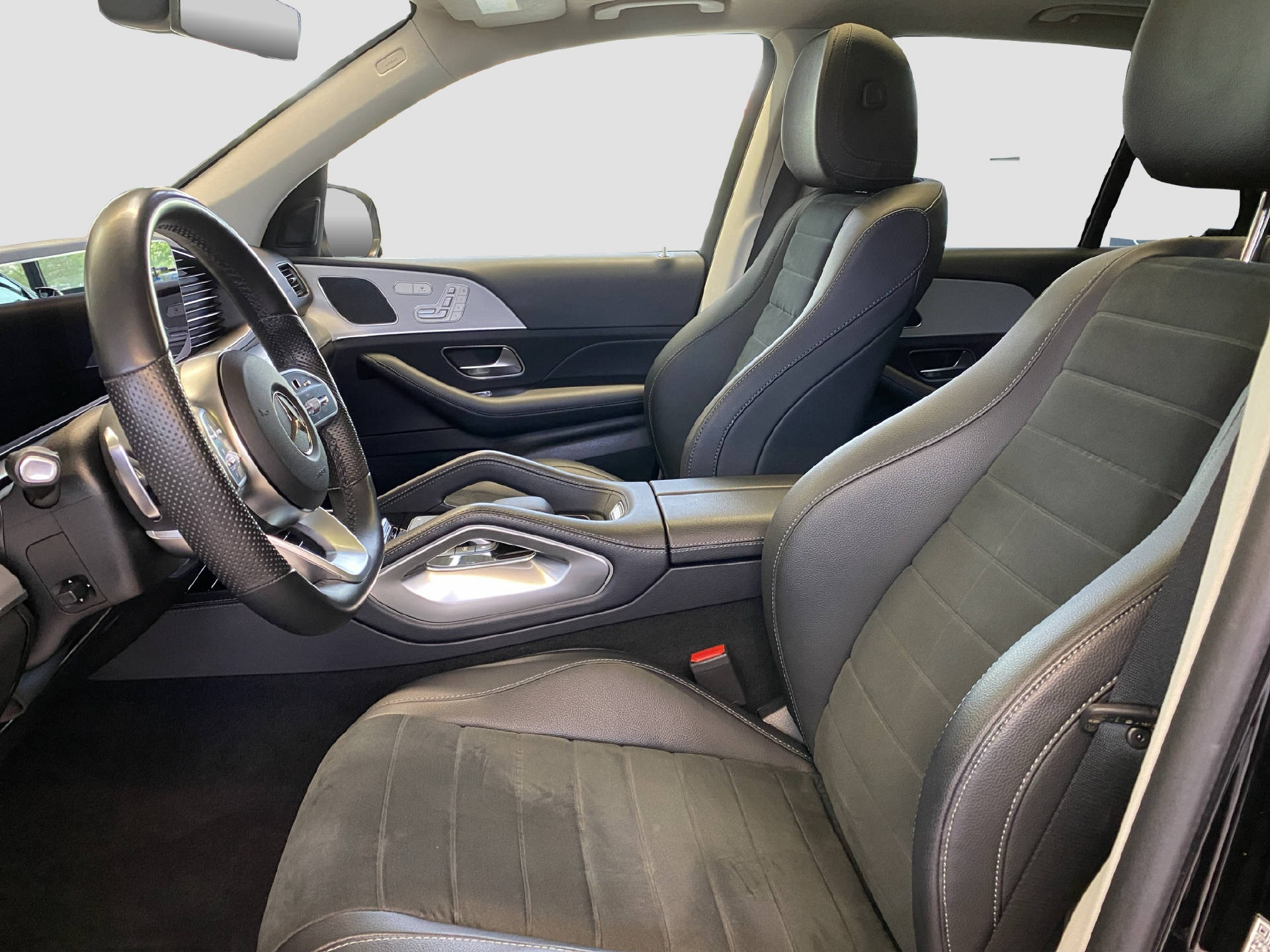 MERCEDES-BENZ GLE 300 d AMG Line 4MATIC-image-7