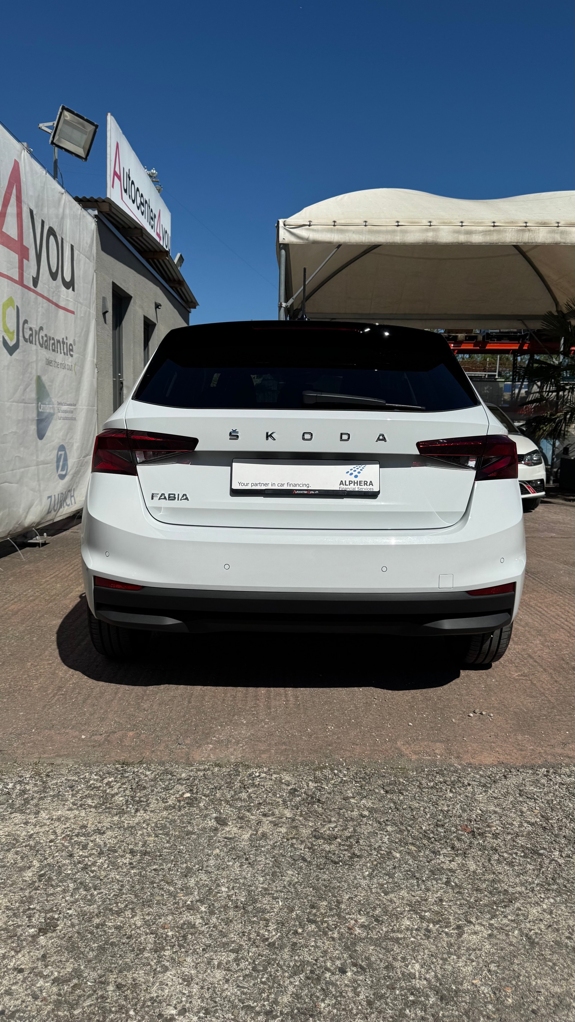 SKODA Fabia 1.0 TSI Ambition DSG-image-10