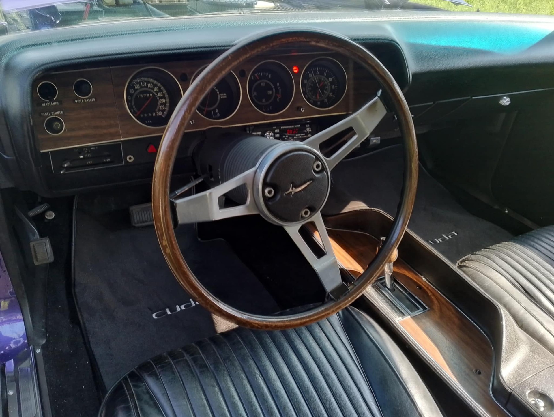 PLYMOUTH Barracuda-image-8