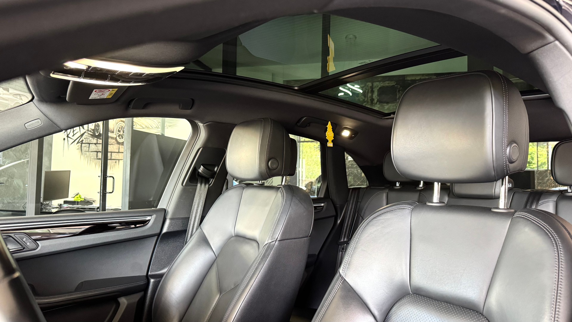 PORSCHE Macan S PDK-image-10