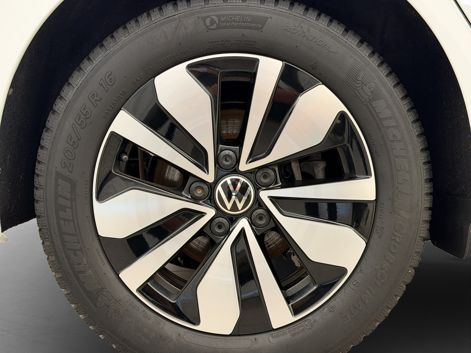 VW Golf 8 1.5 eTSI Goal DSG-image-14