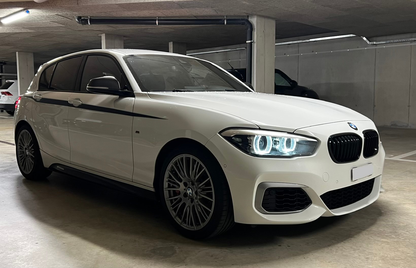 BMW M140i xDrive Steptronic Swiss Performance Édition / première main / véhicule CH-image-0