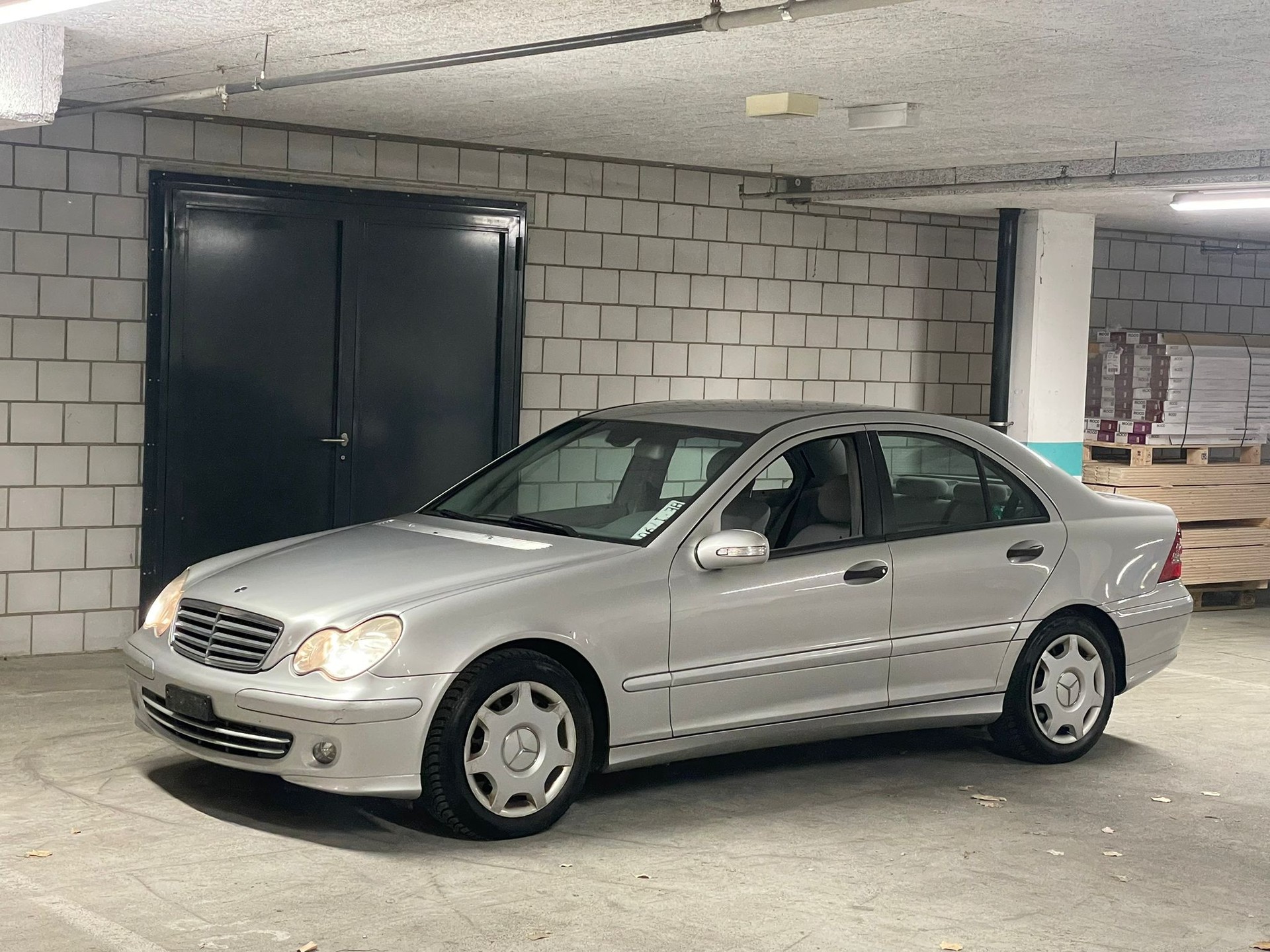 MERCEDES-BENZ C 220 CDI Classic-image-1