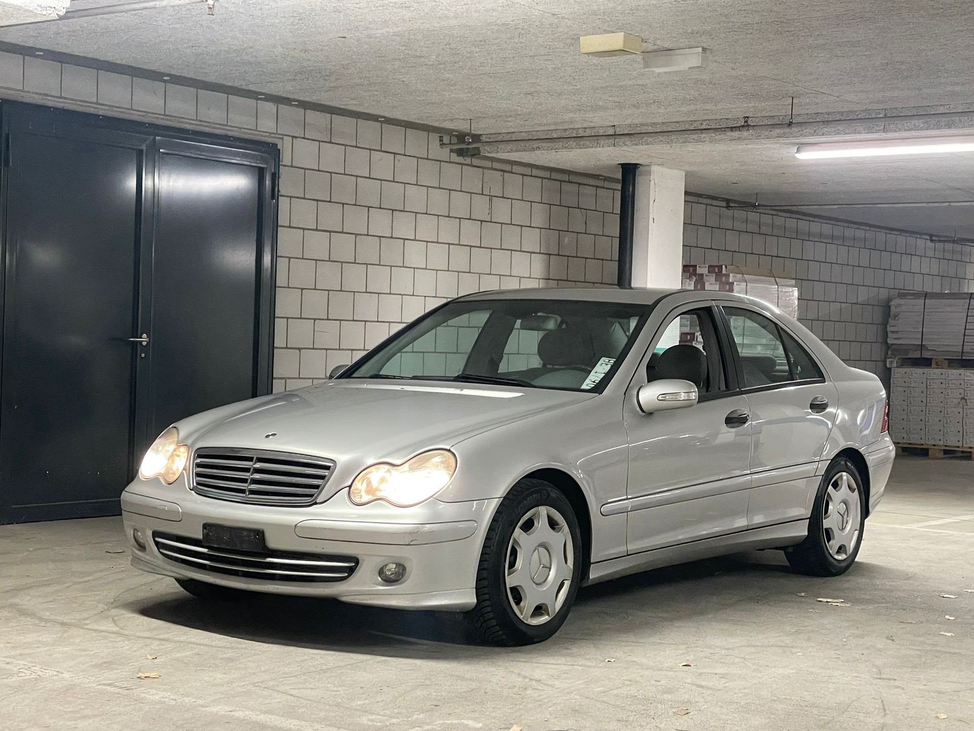 MERCEDES-BENZ C 220 CDI Classic-image-0