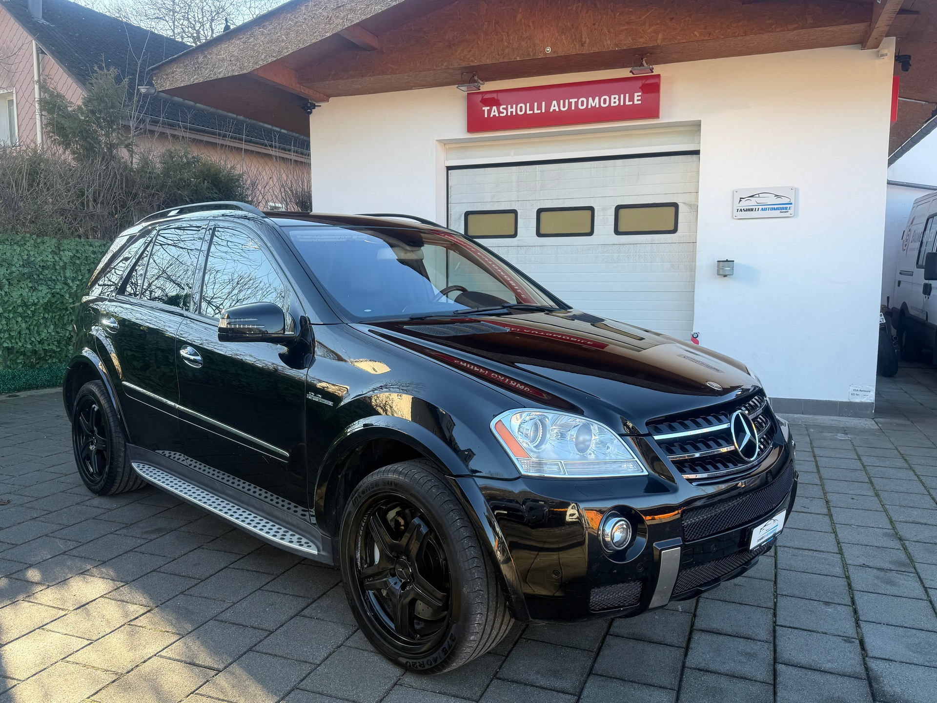 MERCEDES-BENZ ML 63 AMG-image-0