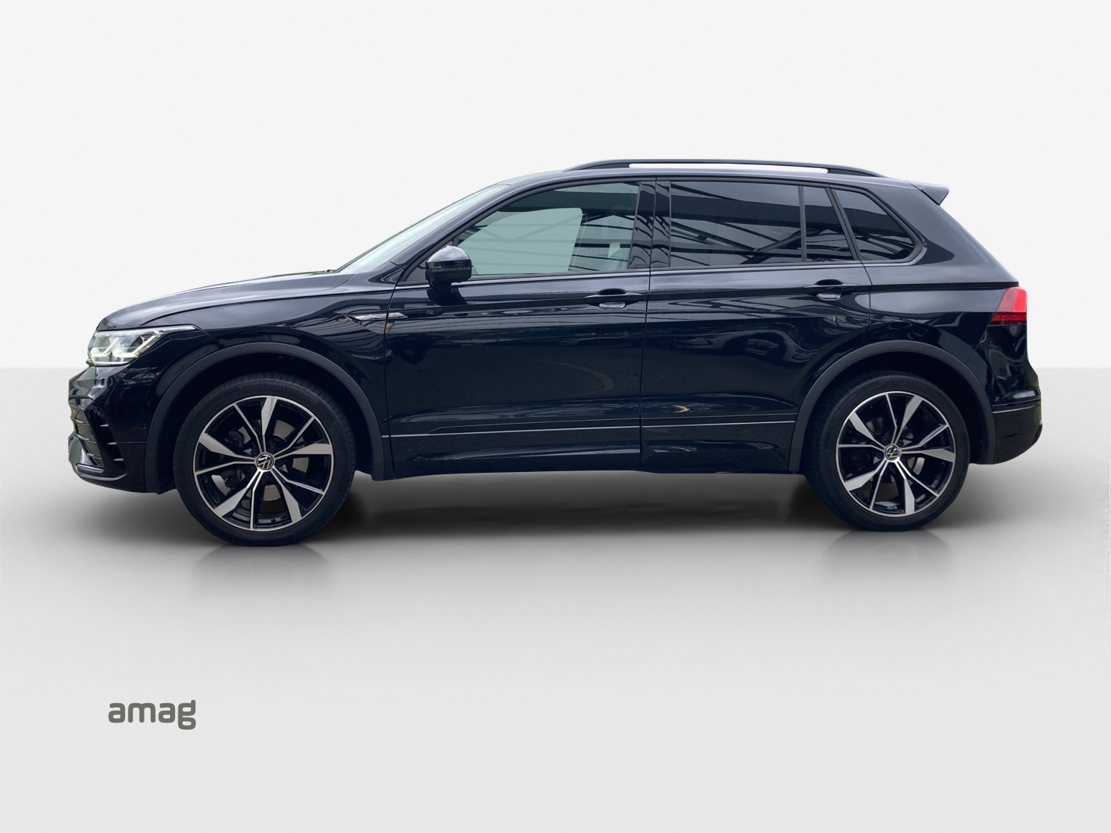 VW Tiguan 2.0TSI R-Line 4Motion DSG-image-1