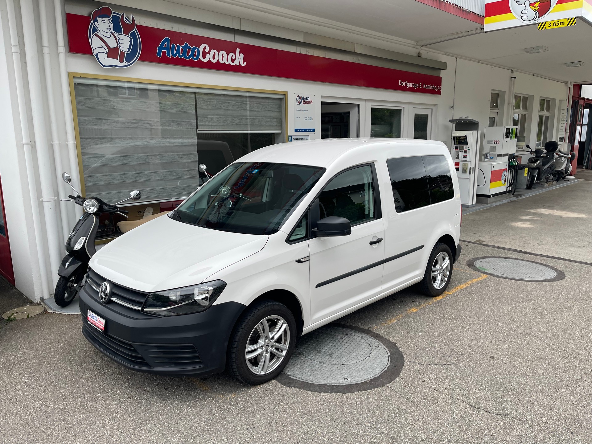 VW Caddy 1.4 TSI Highline-image-0