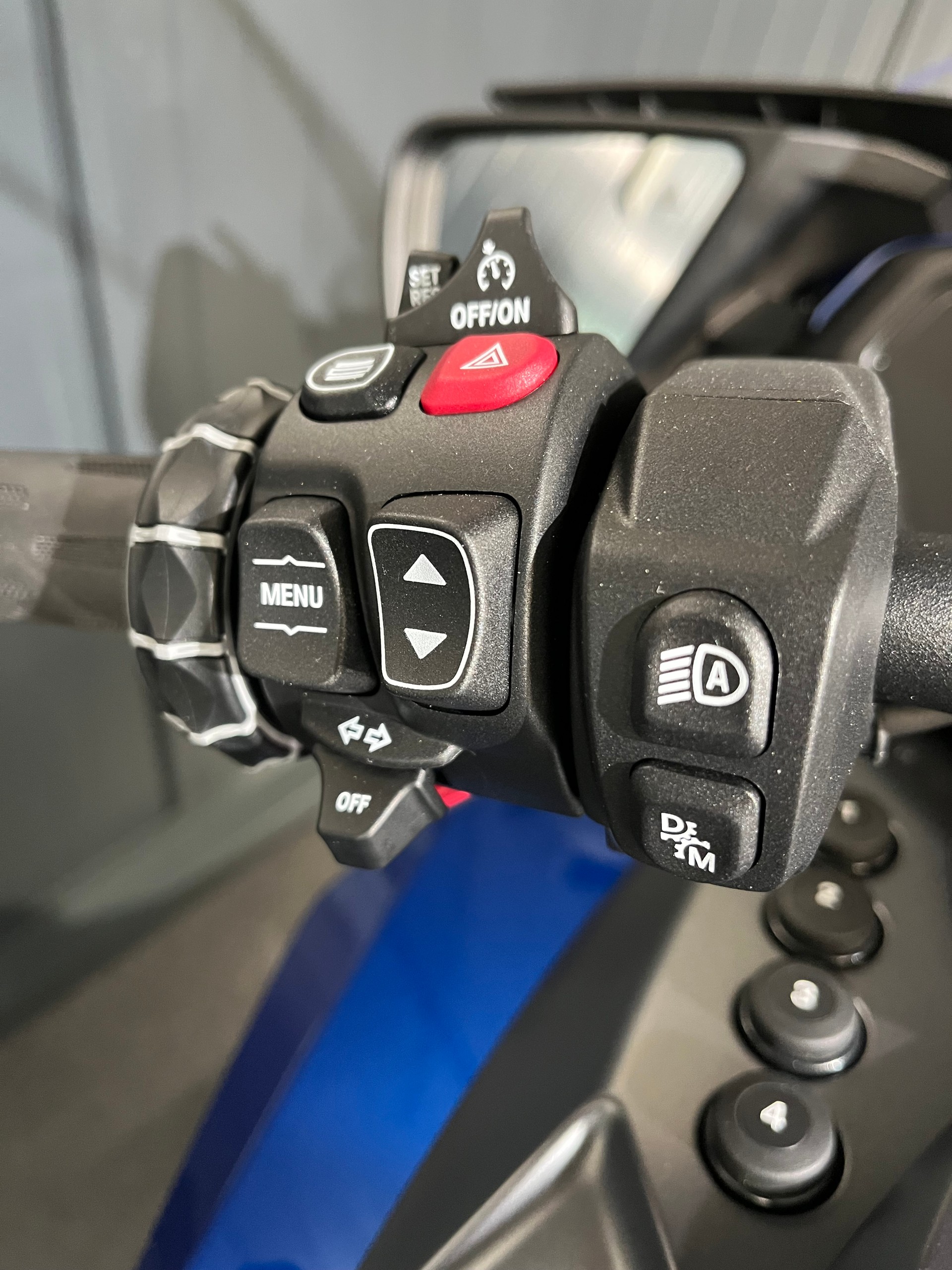 BMW R 1300 RT-showroom-element-3