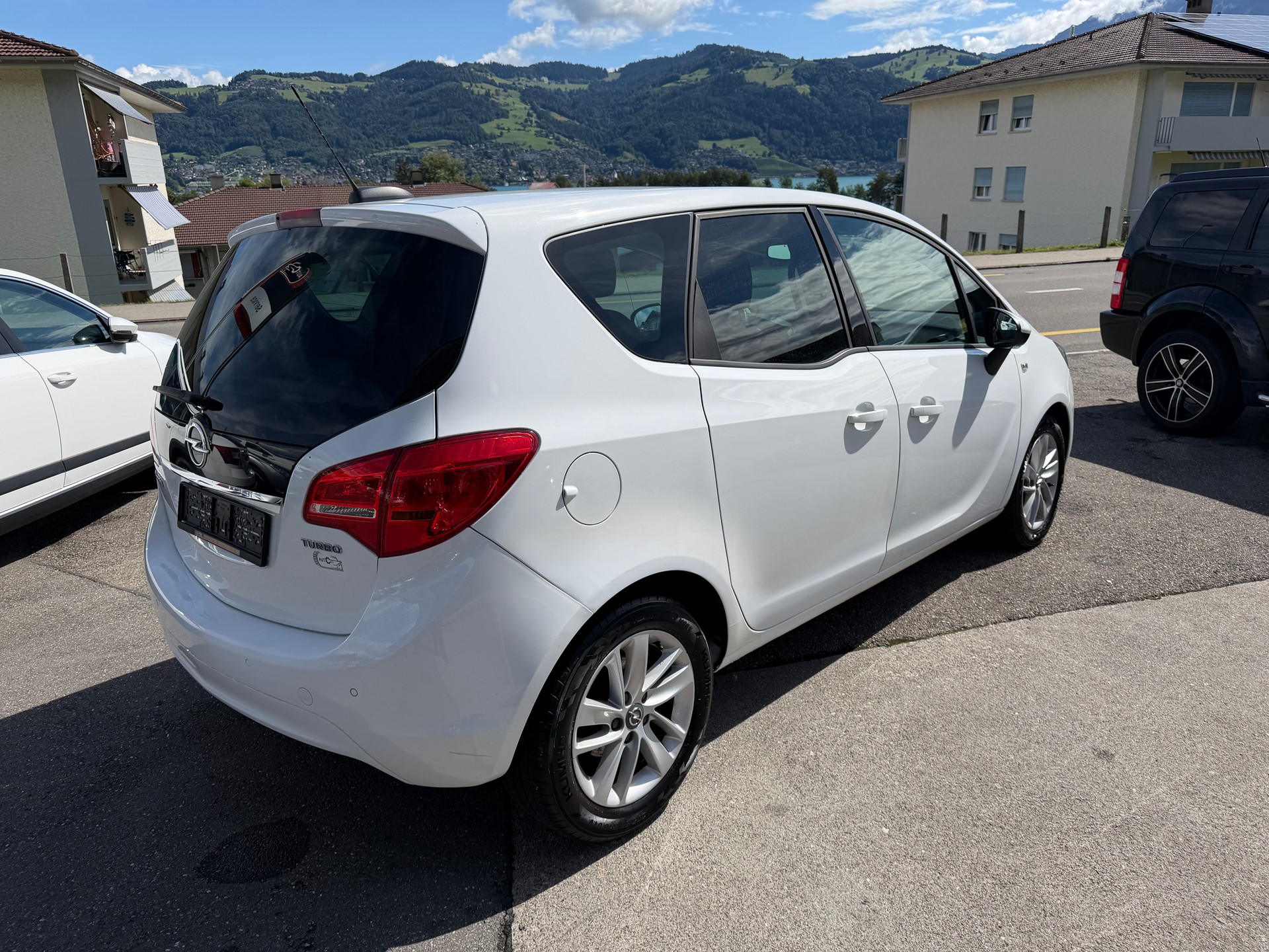 OPEL Meriva 1.4 Turbo Cosmo-image-2