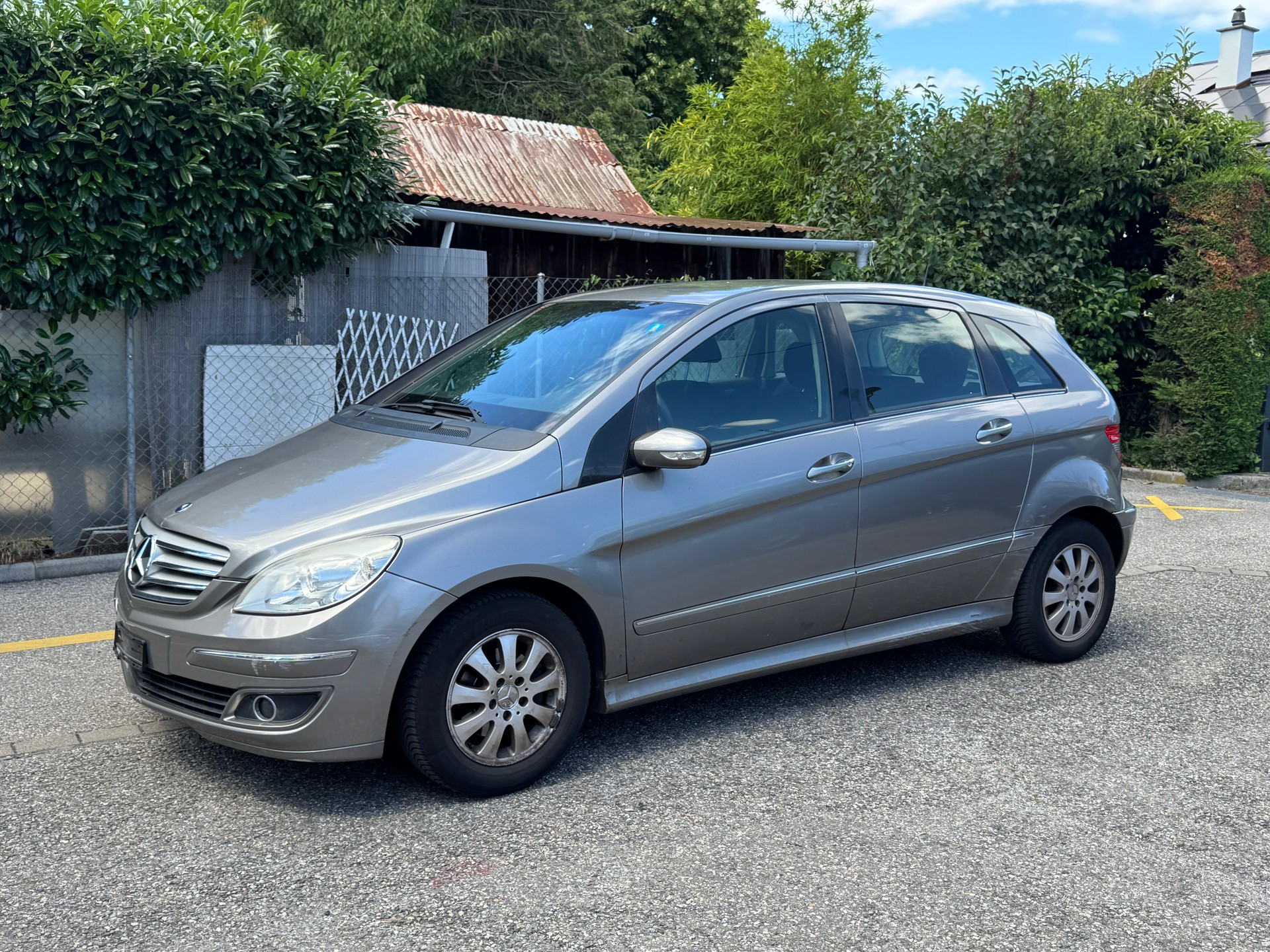 MERCEDES-BENZ B 170-image-1