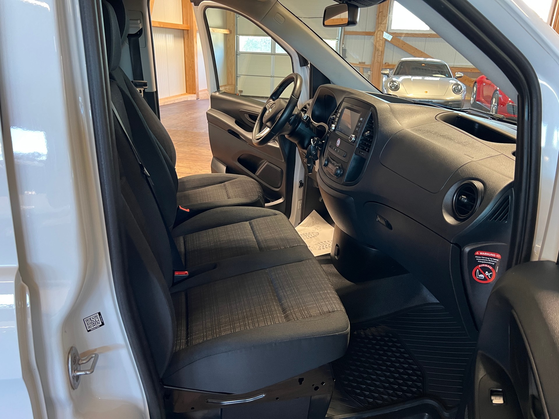MERCEDES-BENZ Vito 114 CDI Lang 7G-Tronic-image-11