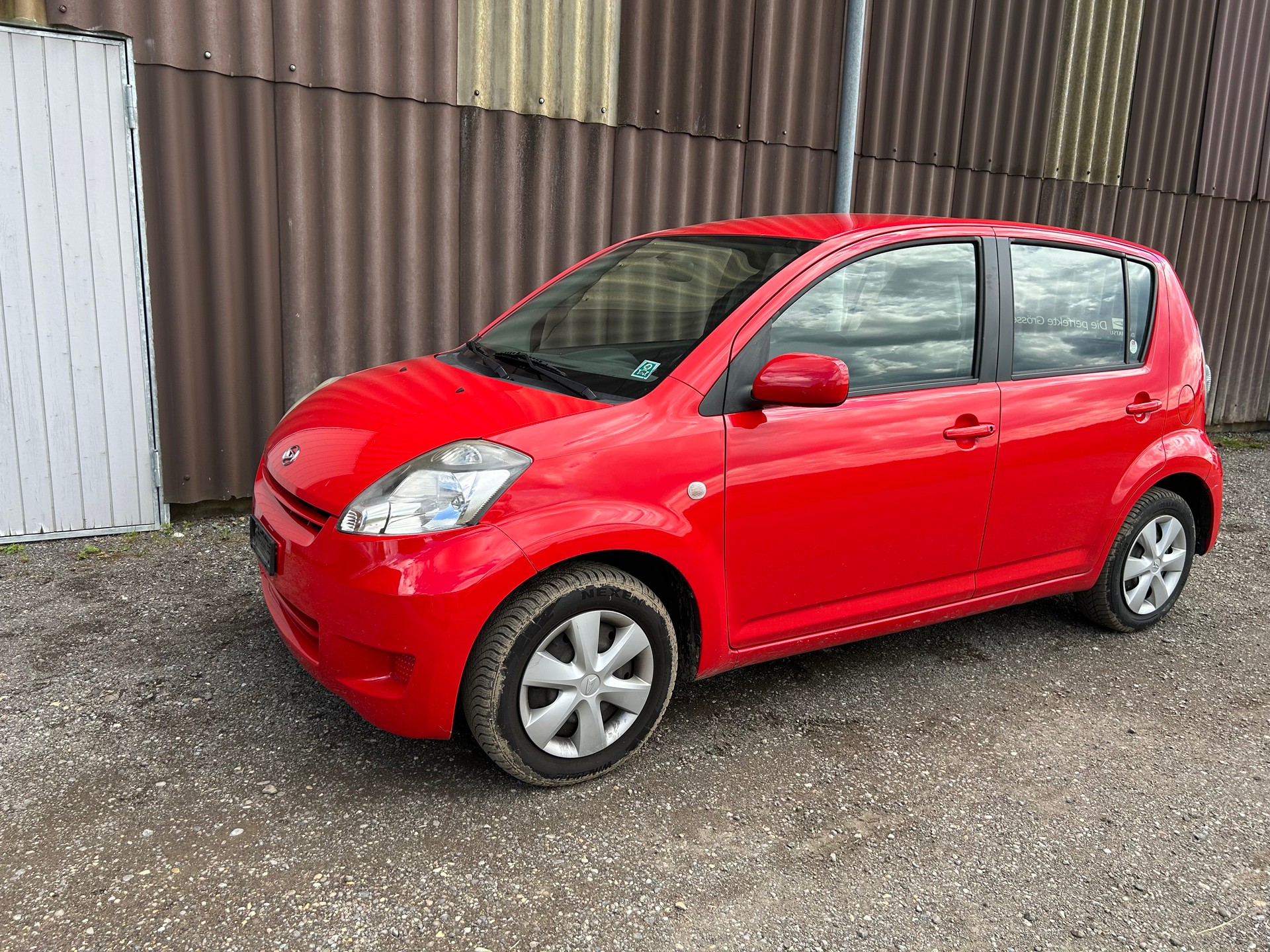 DAIHATSU Sirion 1.3 eco-4WD-image-3