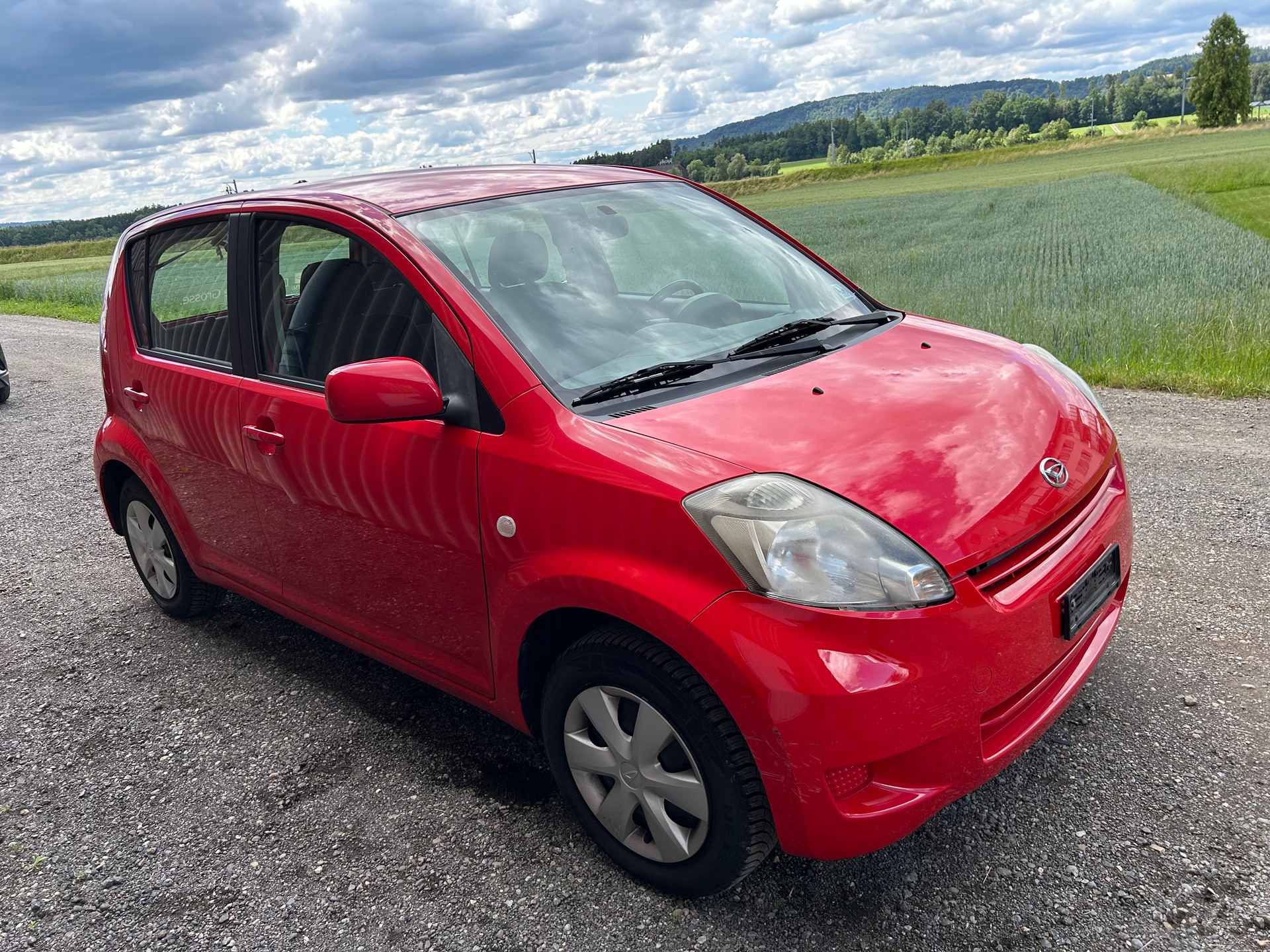 DAIHATSU Sirion 1.3 eco-4WD-image-2