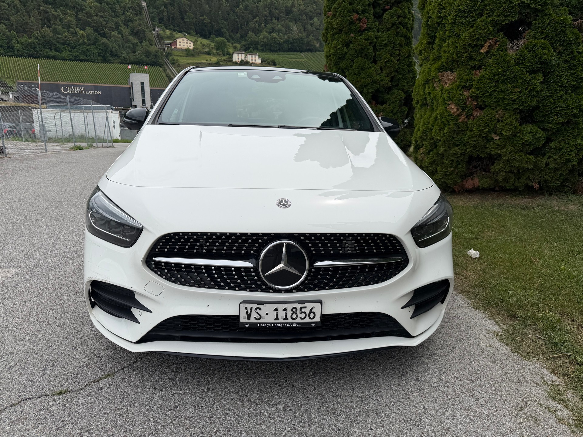 MERCEDES-BENZ B 250 AMG Line-image-2