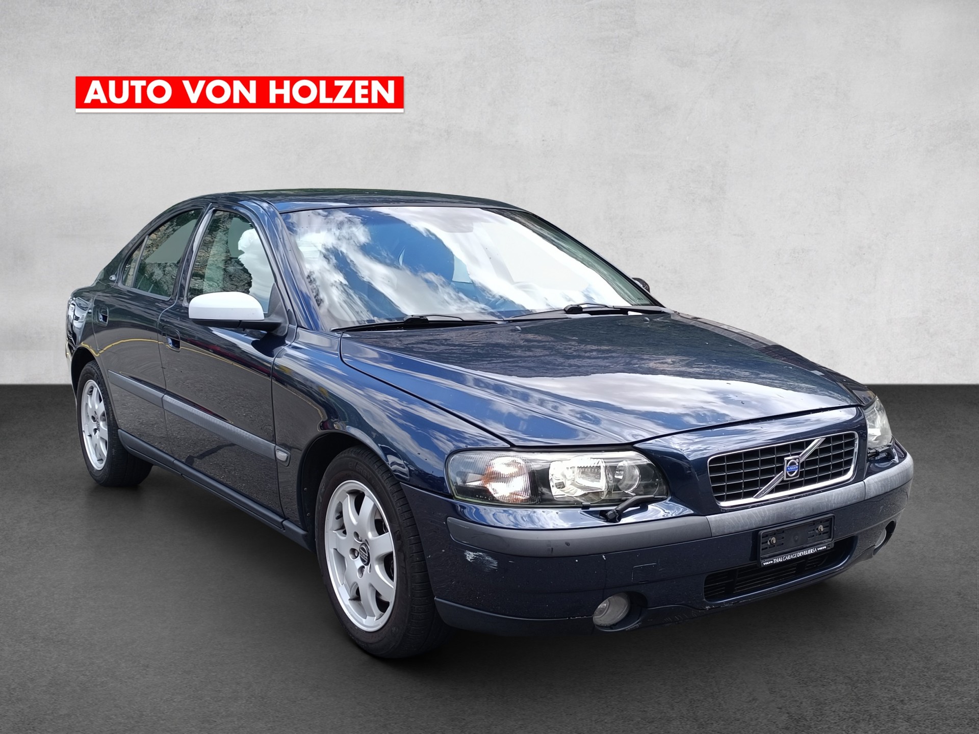 VOLVO S60 2.0T-image-5