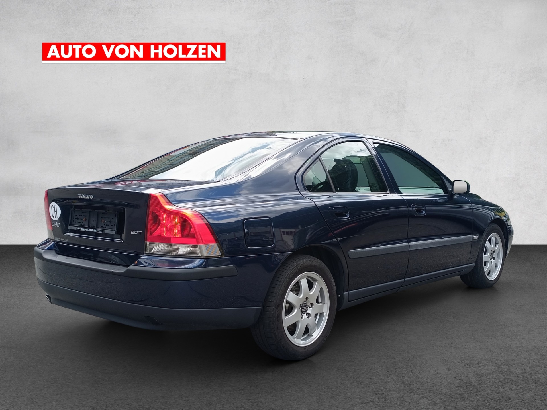 VOLVO S60 2.0T-image-4