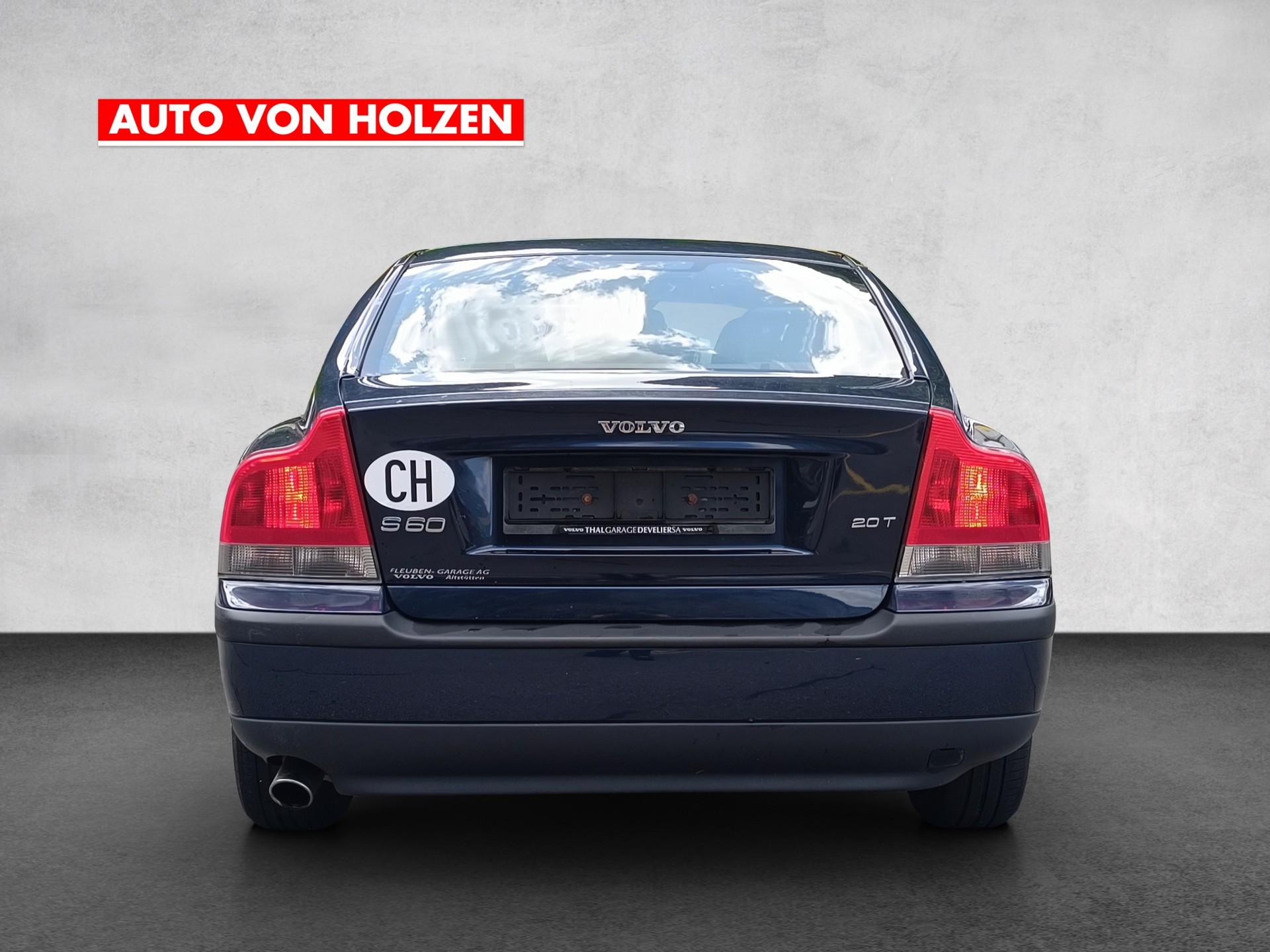 VOLVO S60 2.0T-showroom-element-3