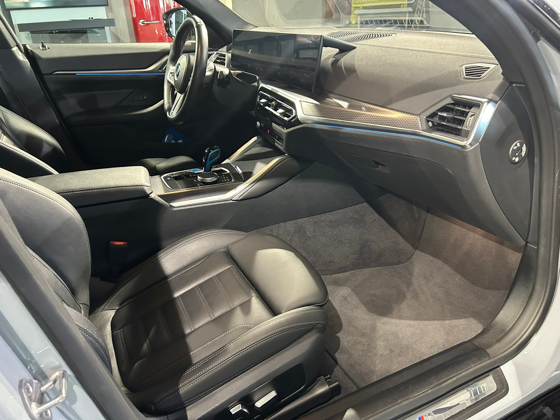 BMW i4 M50-image-31