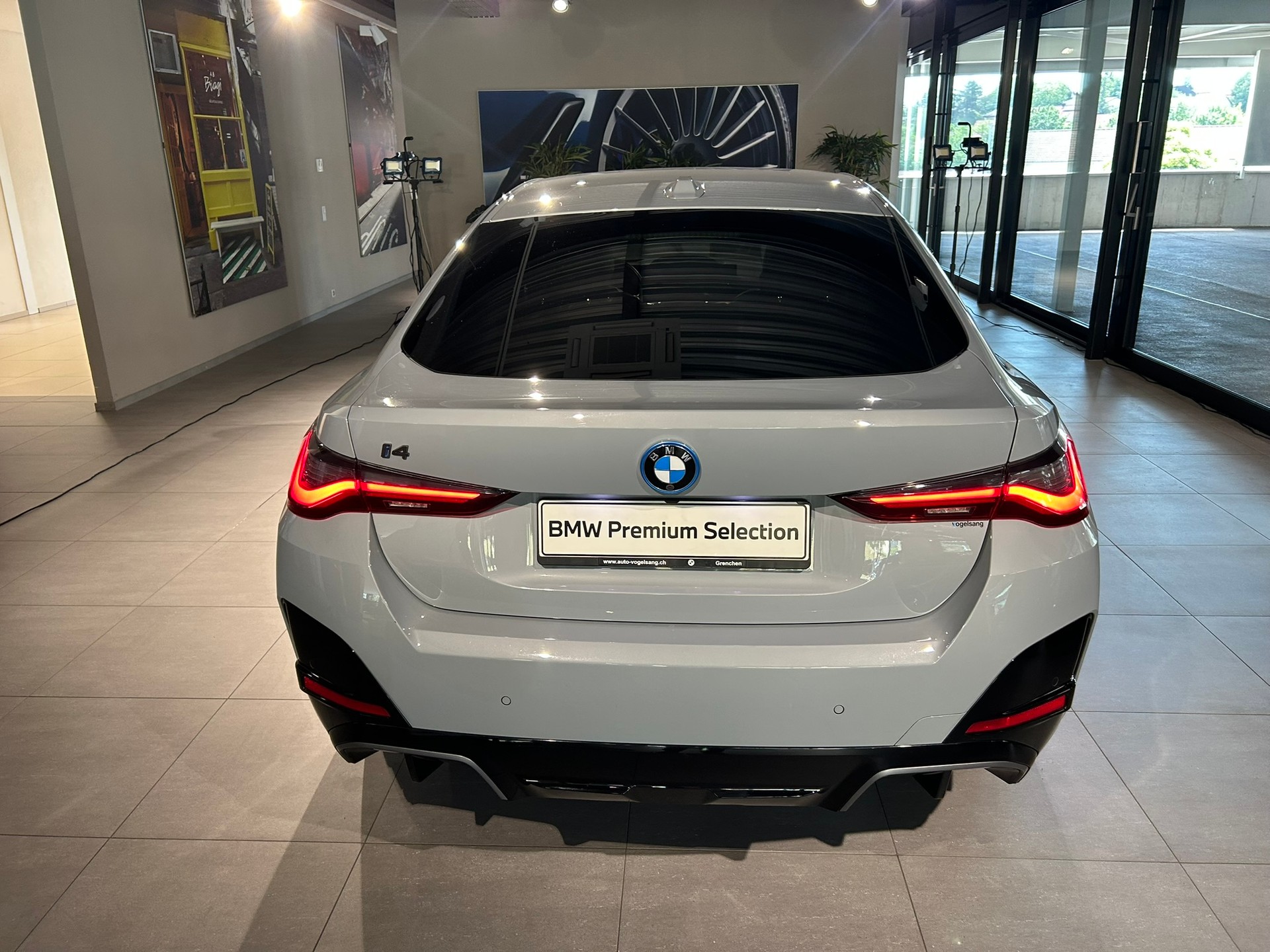BMW i4 M50-image-13
