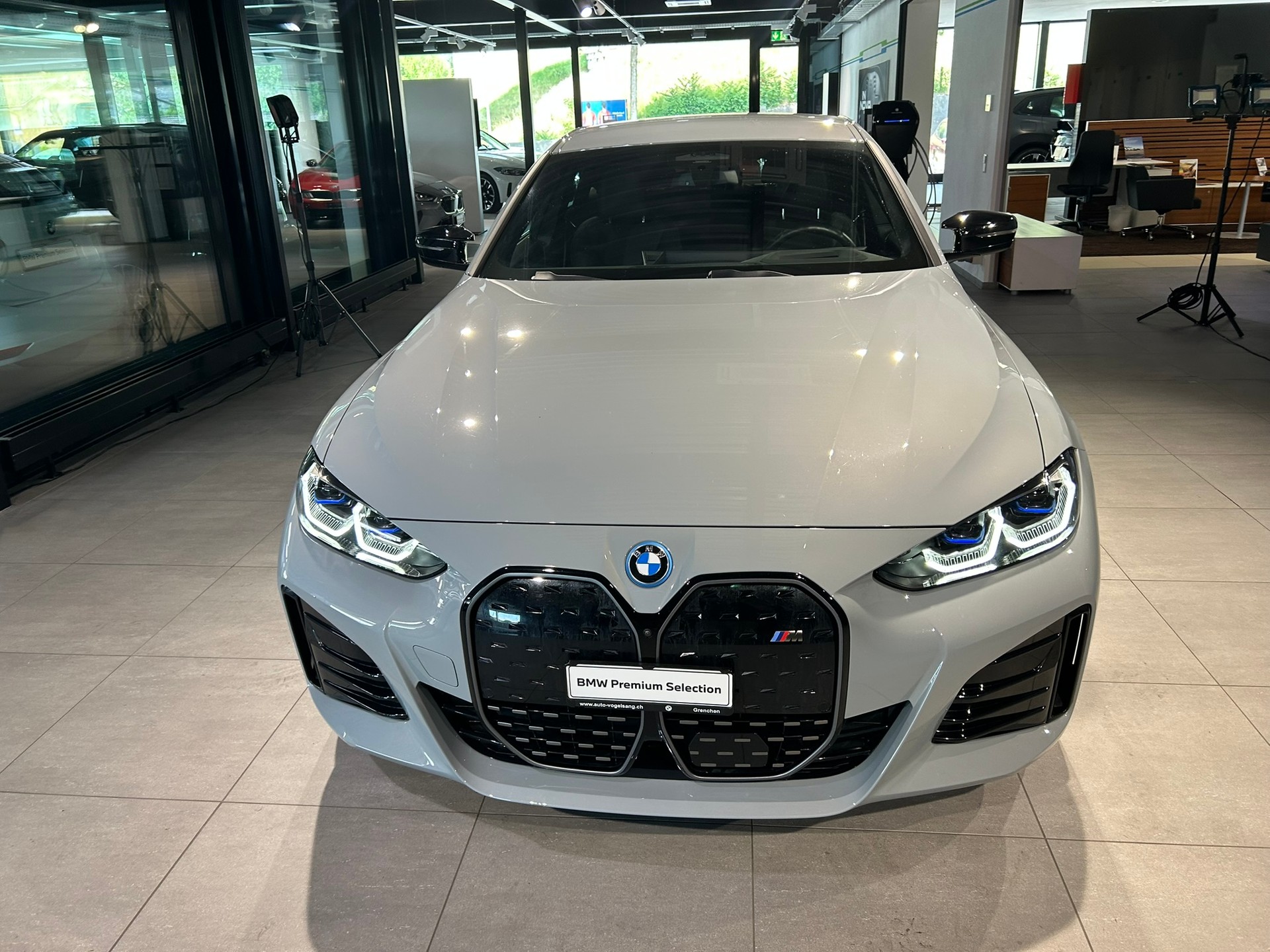 BMW i4 M50-image-4