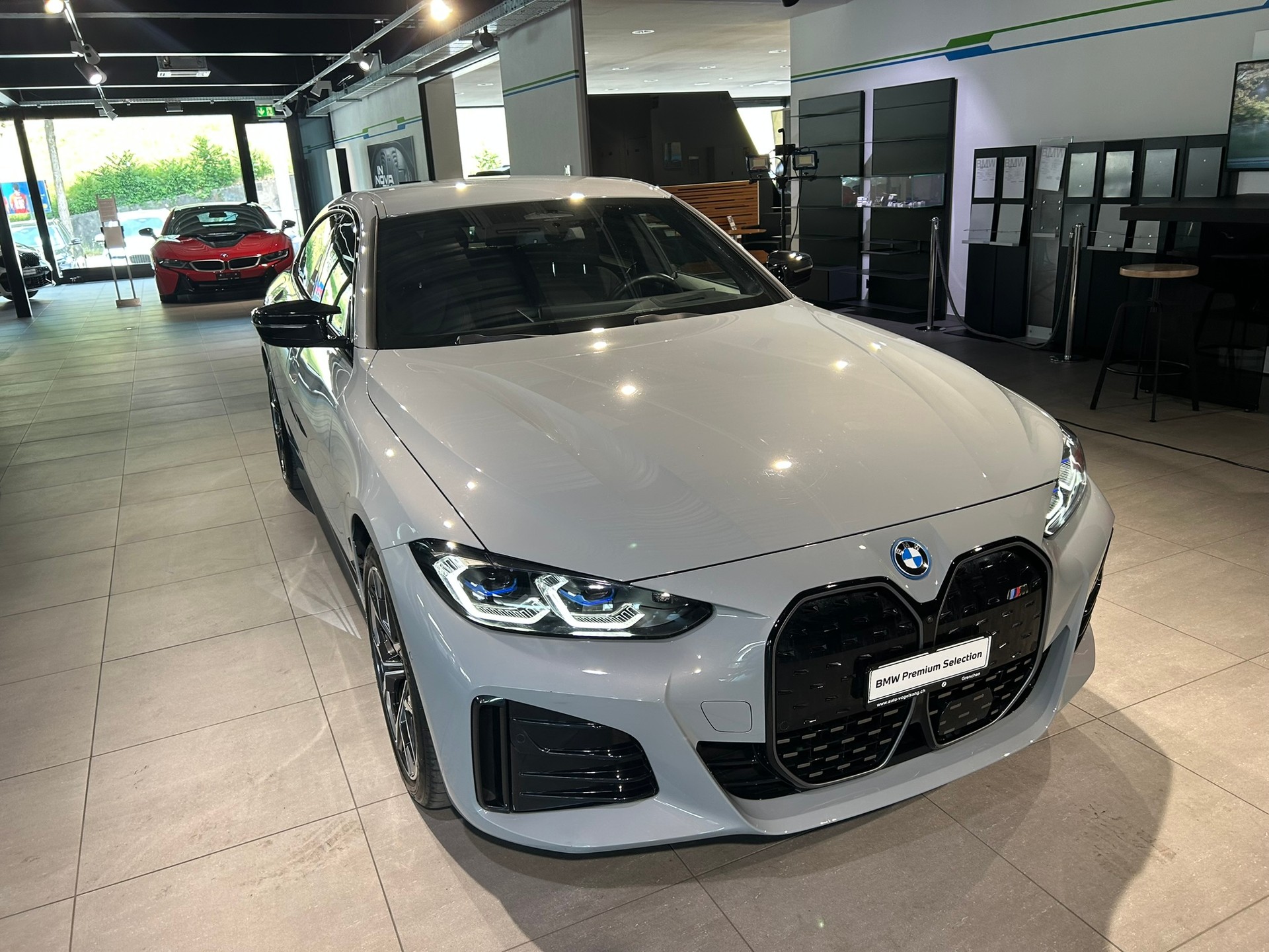 BMW i4 M50-image-10