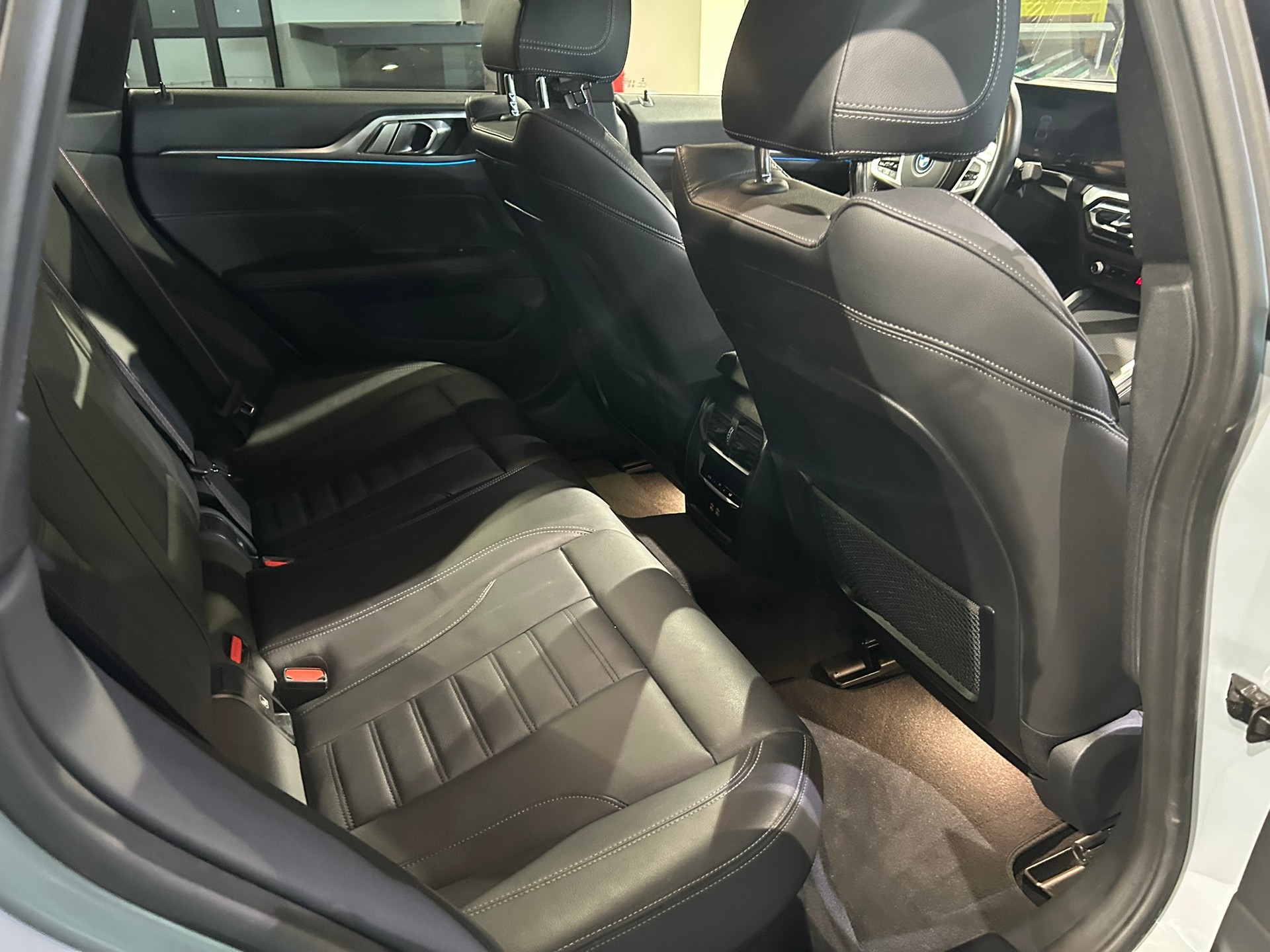BMW i4 M50-image-29