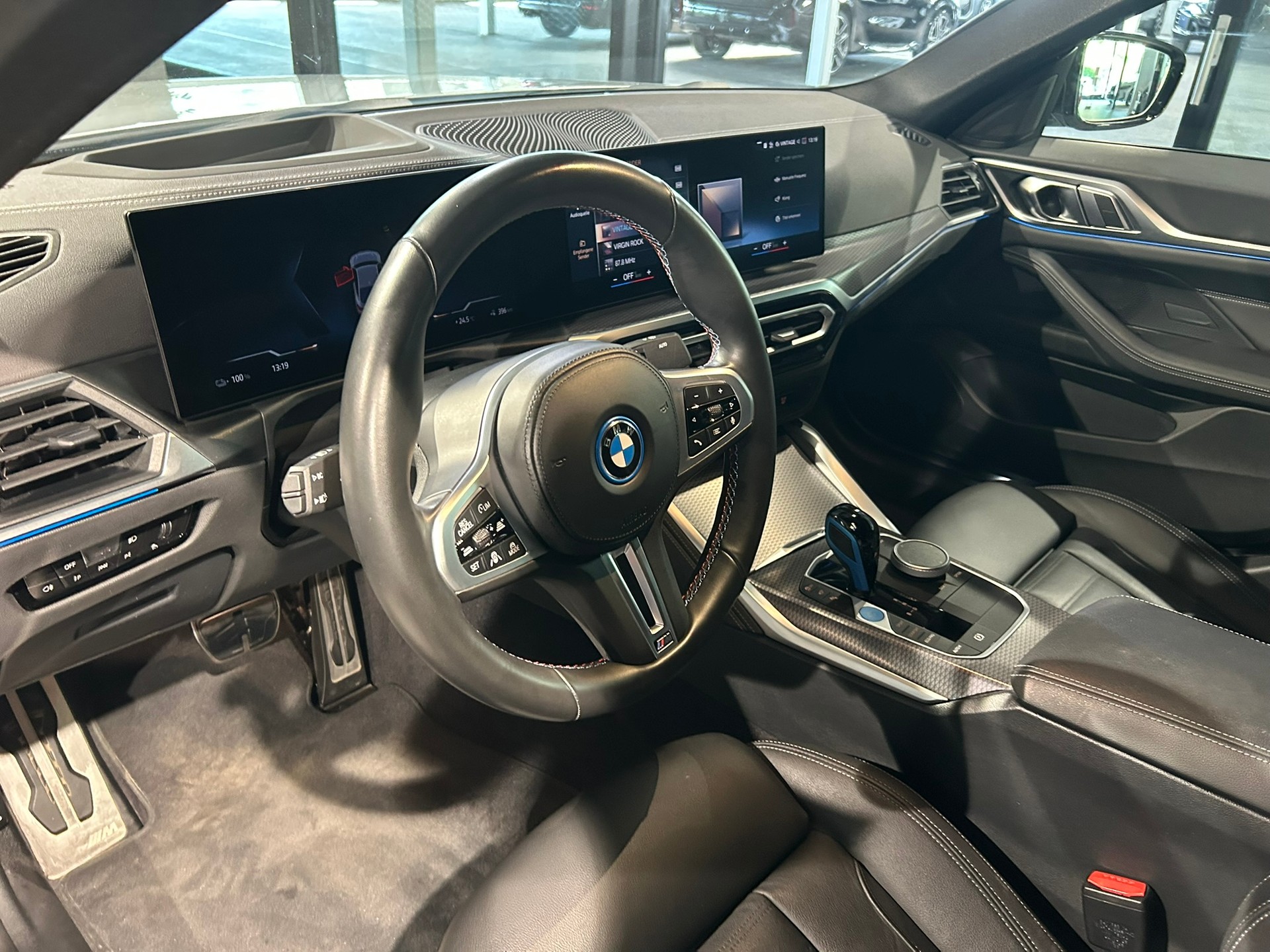 BMW i4 M50-image-22